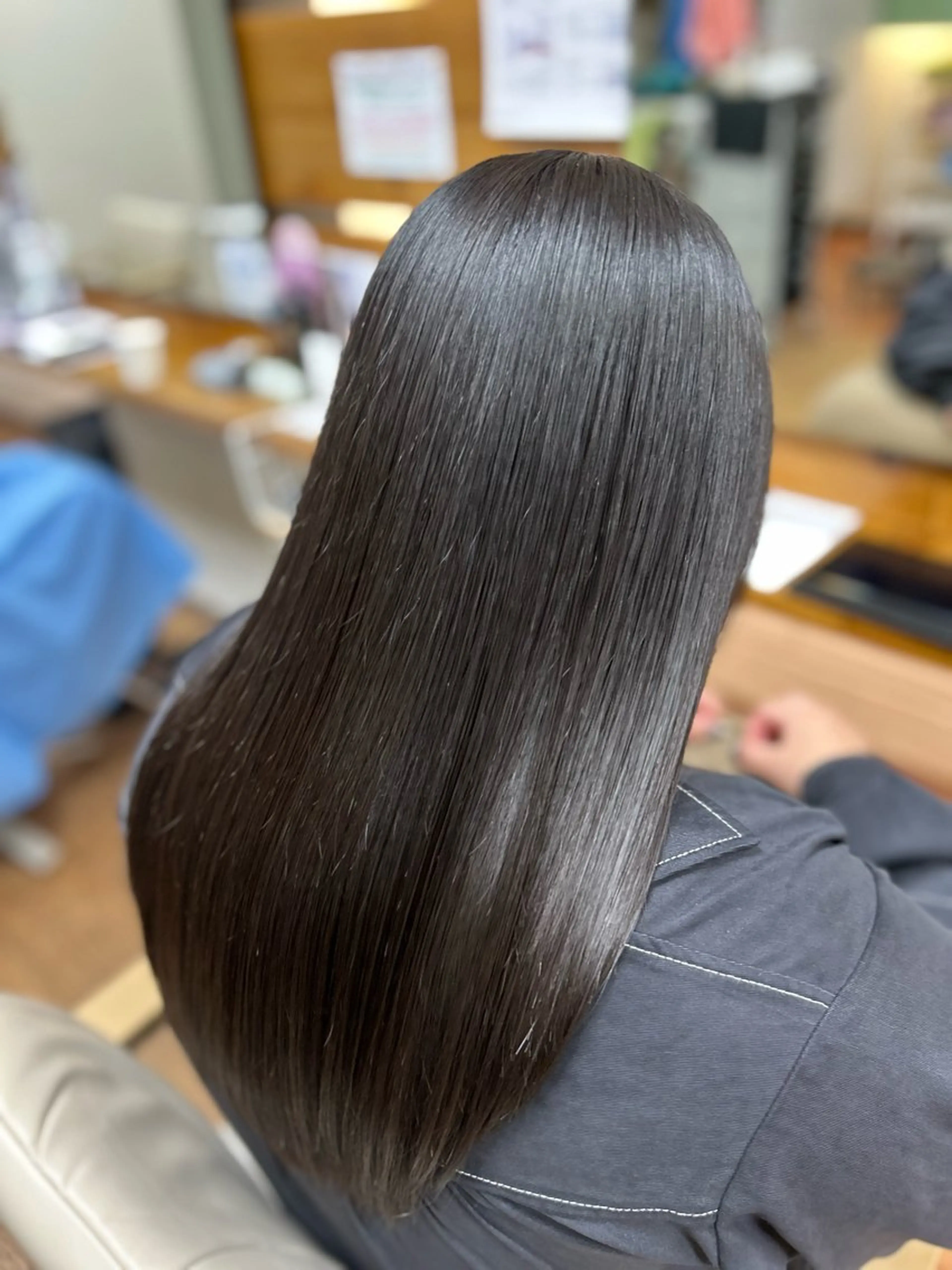 ロング 神谷 千明のヘアスタイル