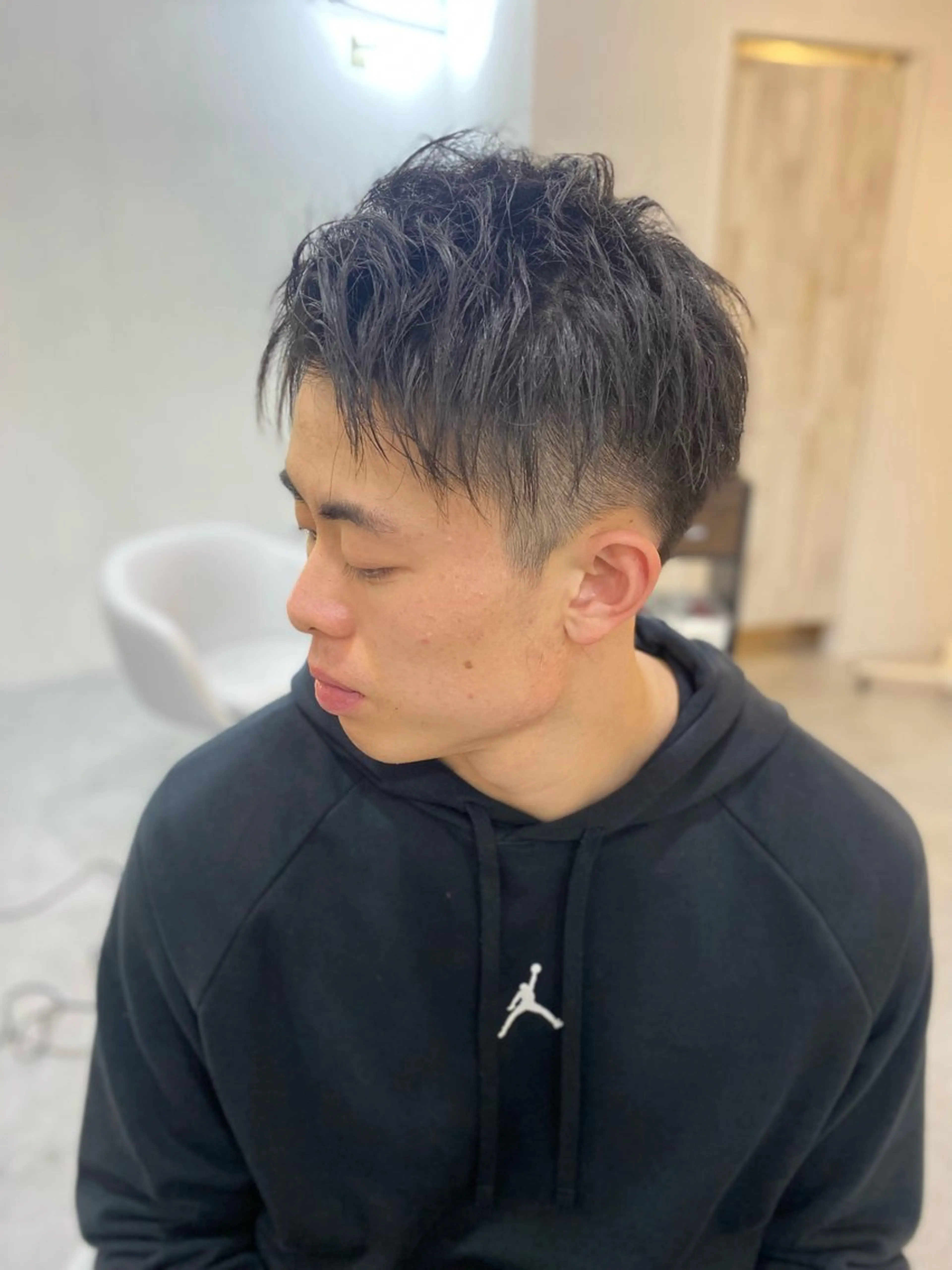 ショート 越坂部 桃子のヘアスタイル