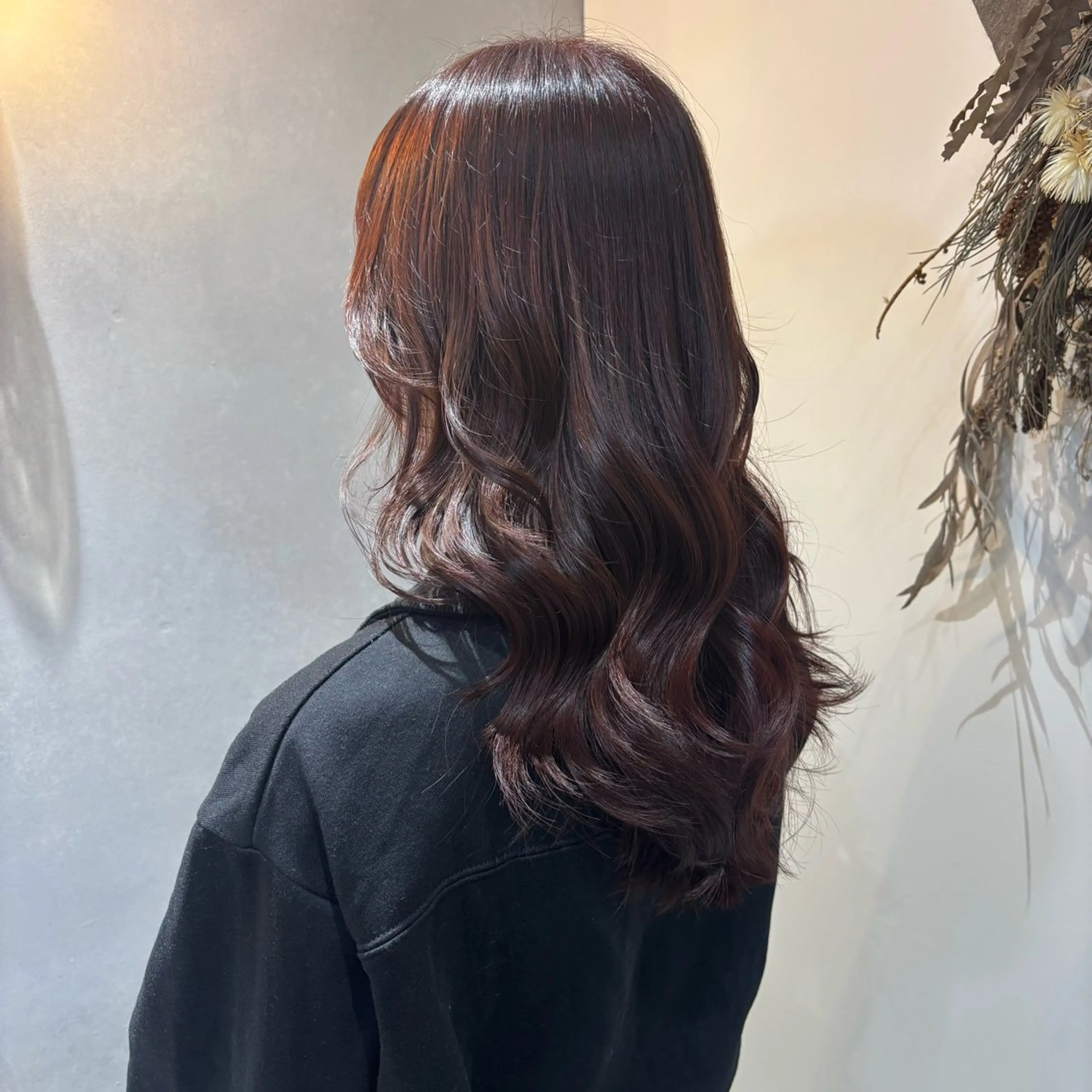 セミロング カラー レッドカラー 田村 愛彩のヘアスタイル