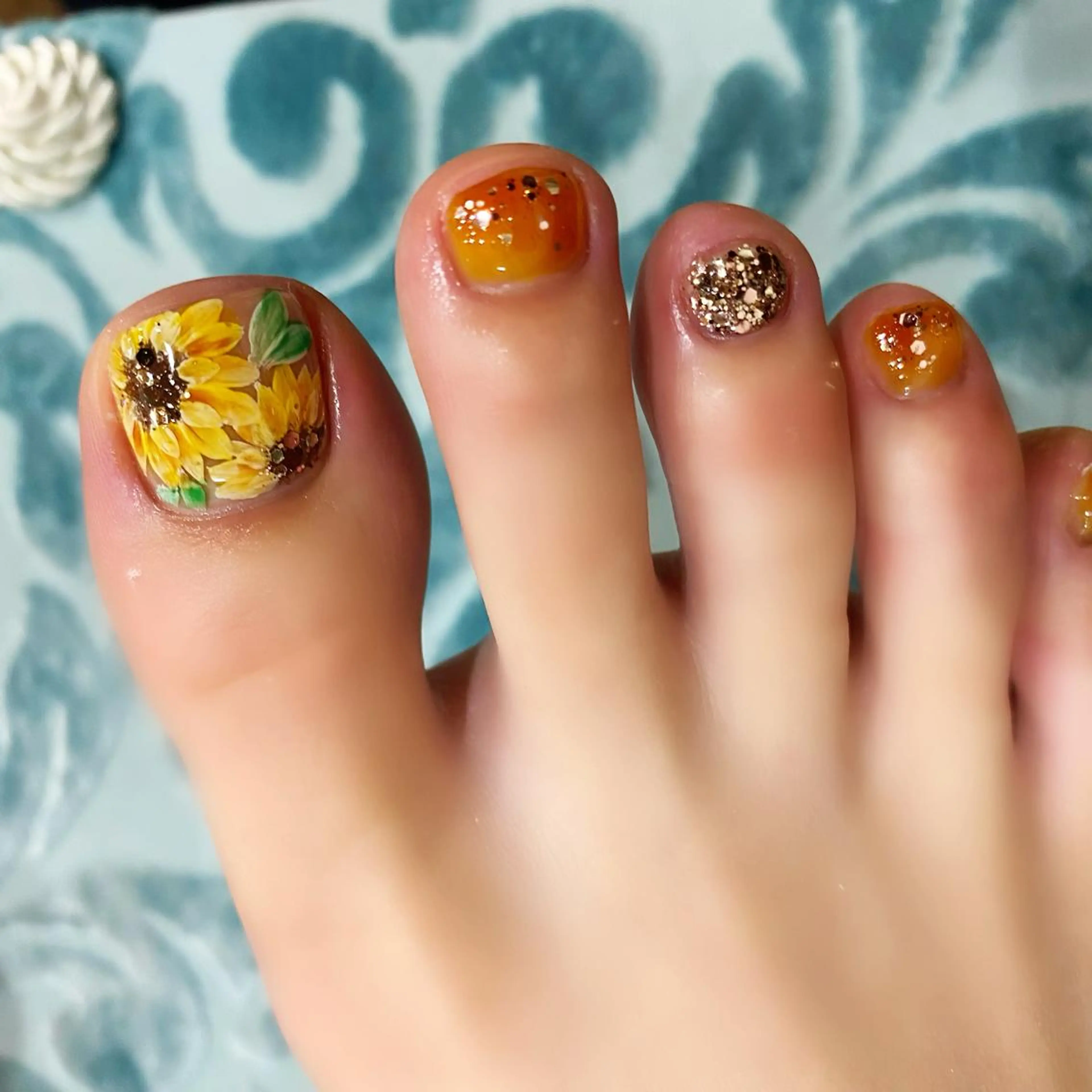 ショート カラー ネイル フットネイル éclat エクラのネイルデザイン