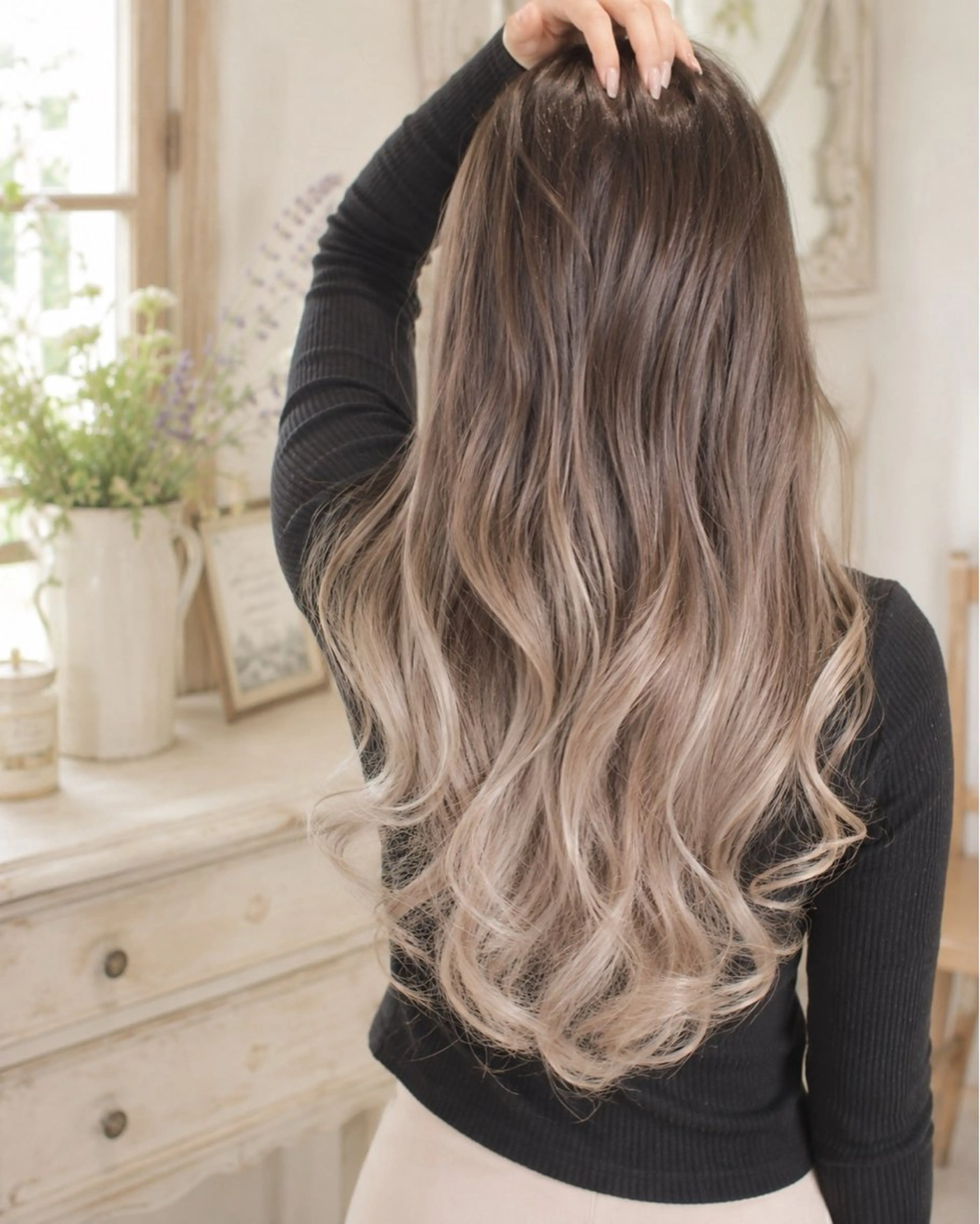 ロング ハイライト ヘアカラー grand juteのヘアスタイル