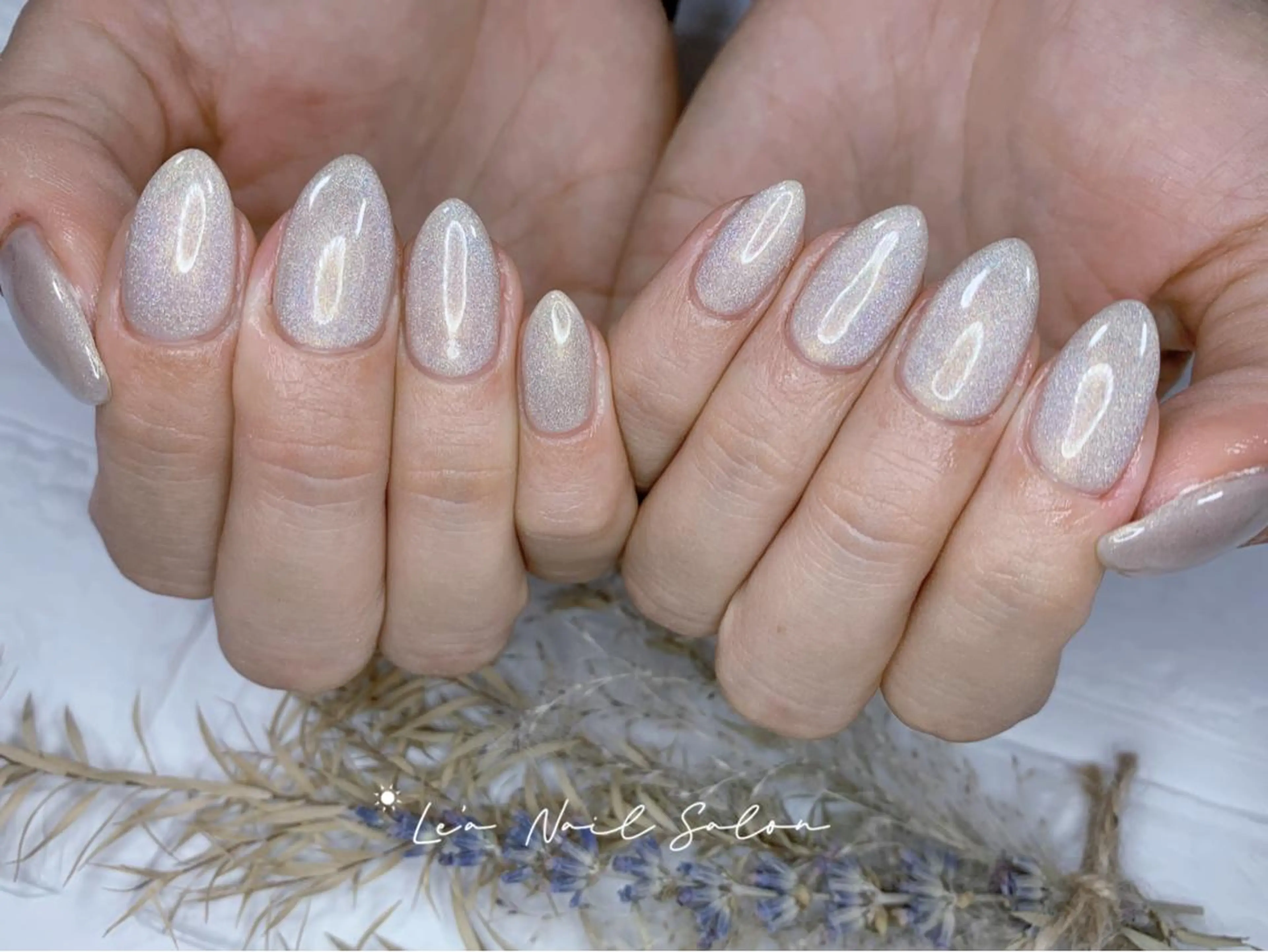 ショート カラー ネイル Le’a NailSalonのネイルデザイン