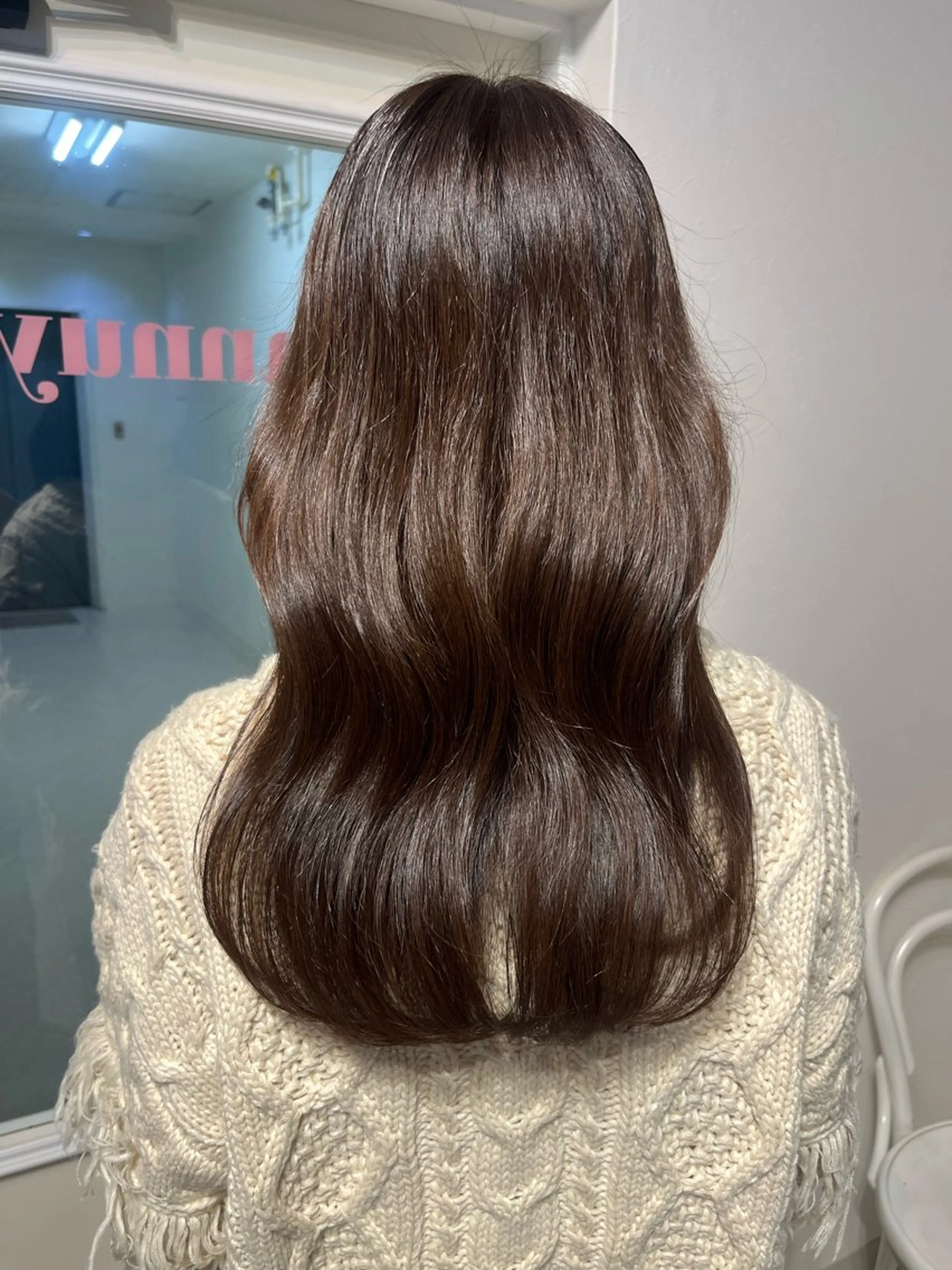 カラー ベージュカラー annuy aoiのヘアスタイル