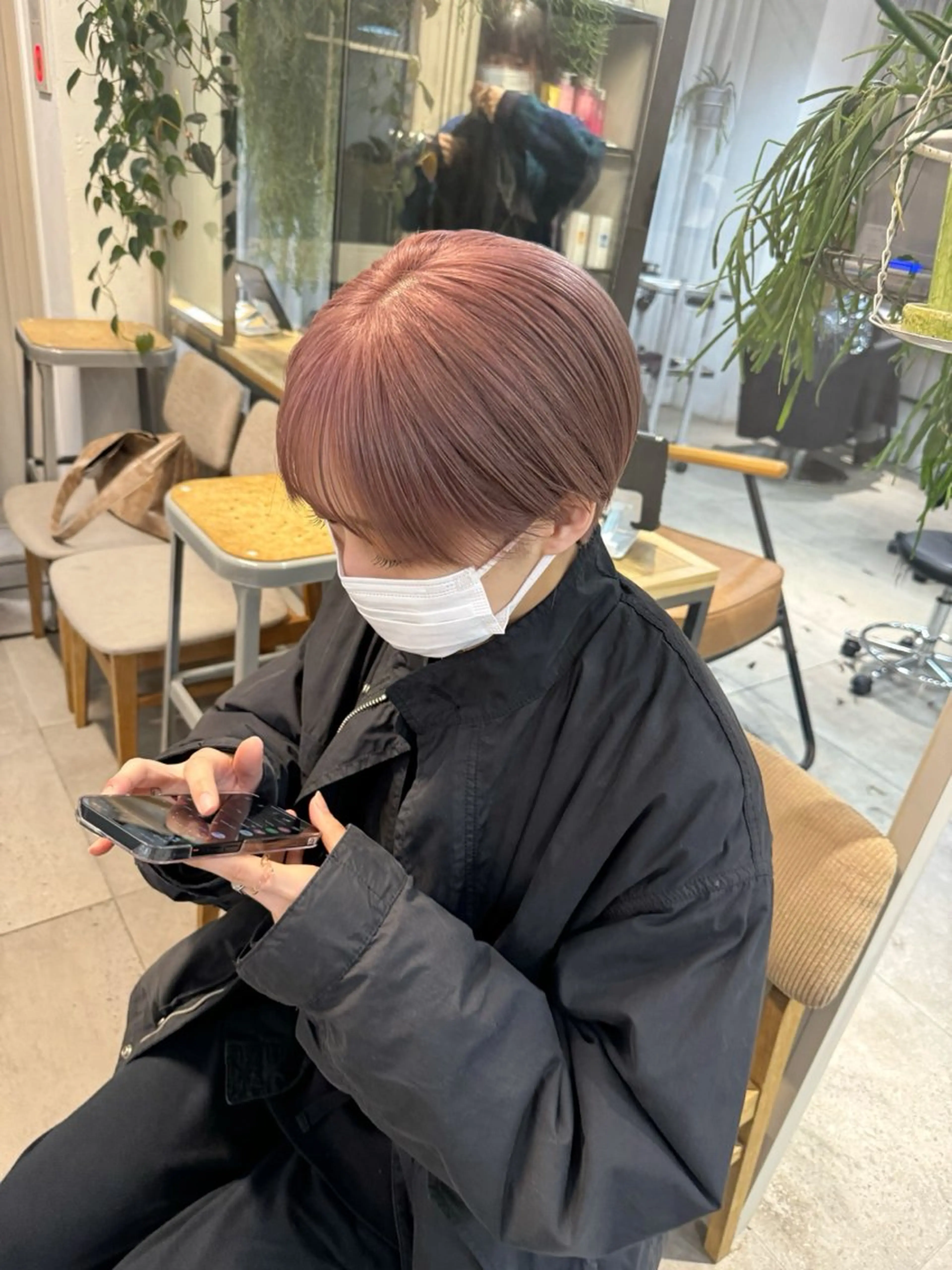 ショート カラー カット ヘアカラー トリートメント Lomalia 🤍🫧/makoのマツエク・マツパデザイン