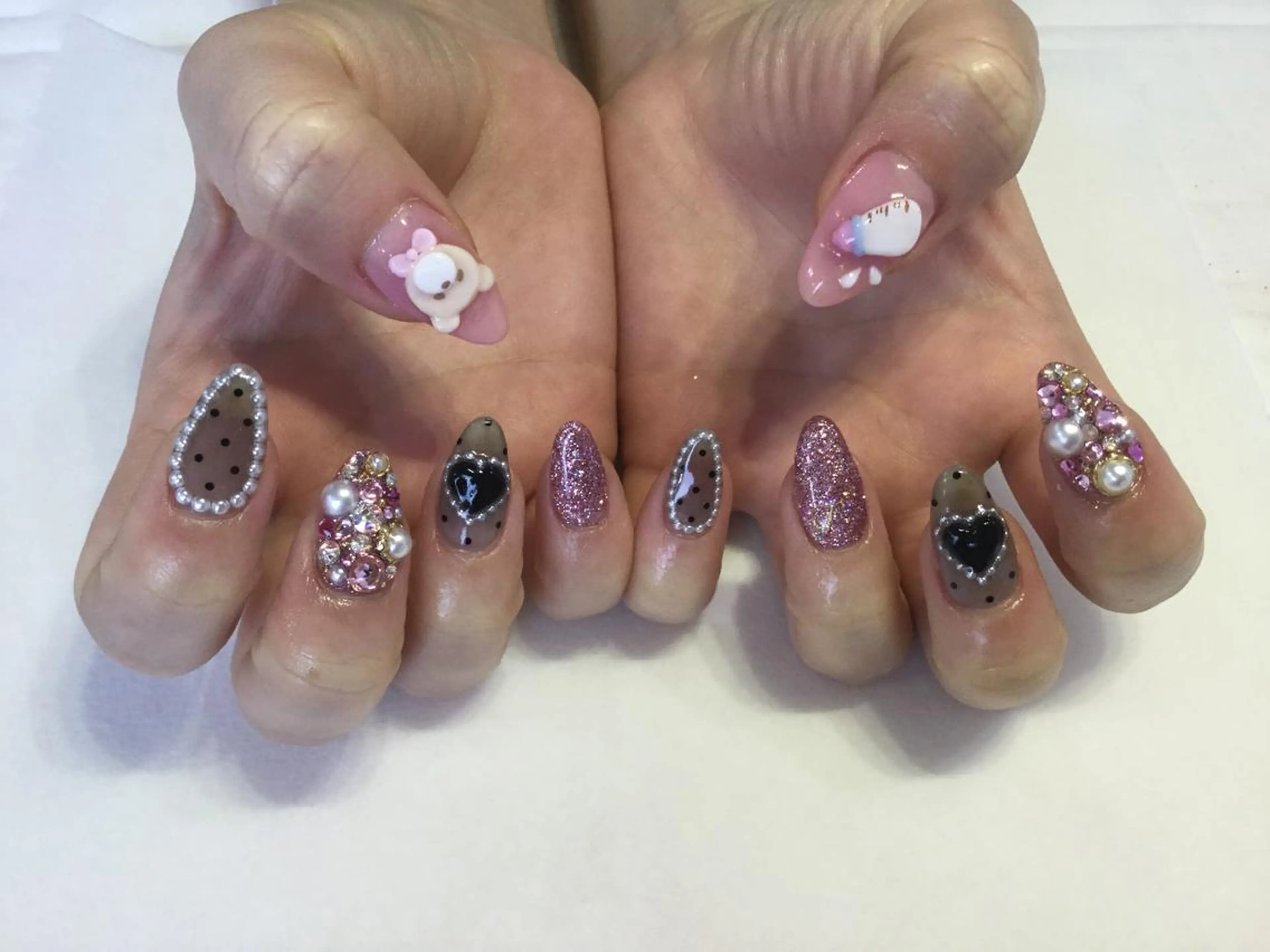 ネイル 💎🐰 saki. m 🐰💎のネイルデザイン