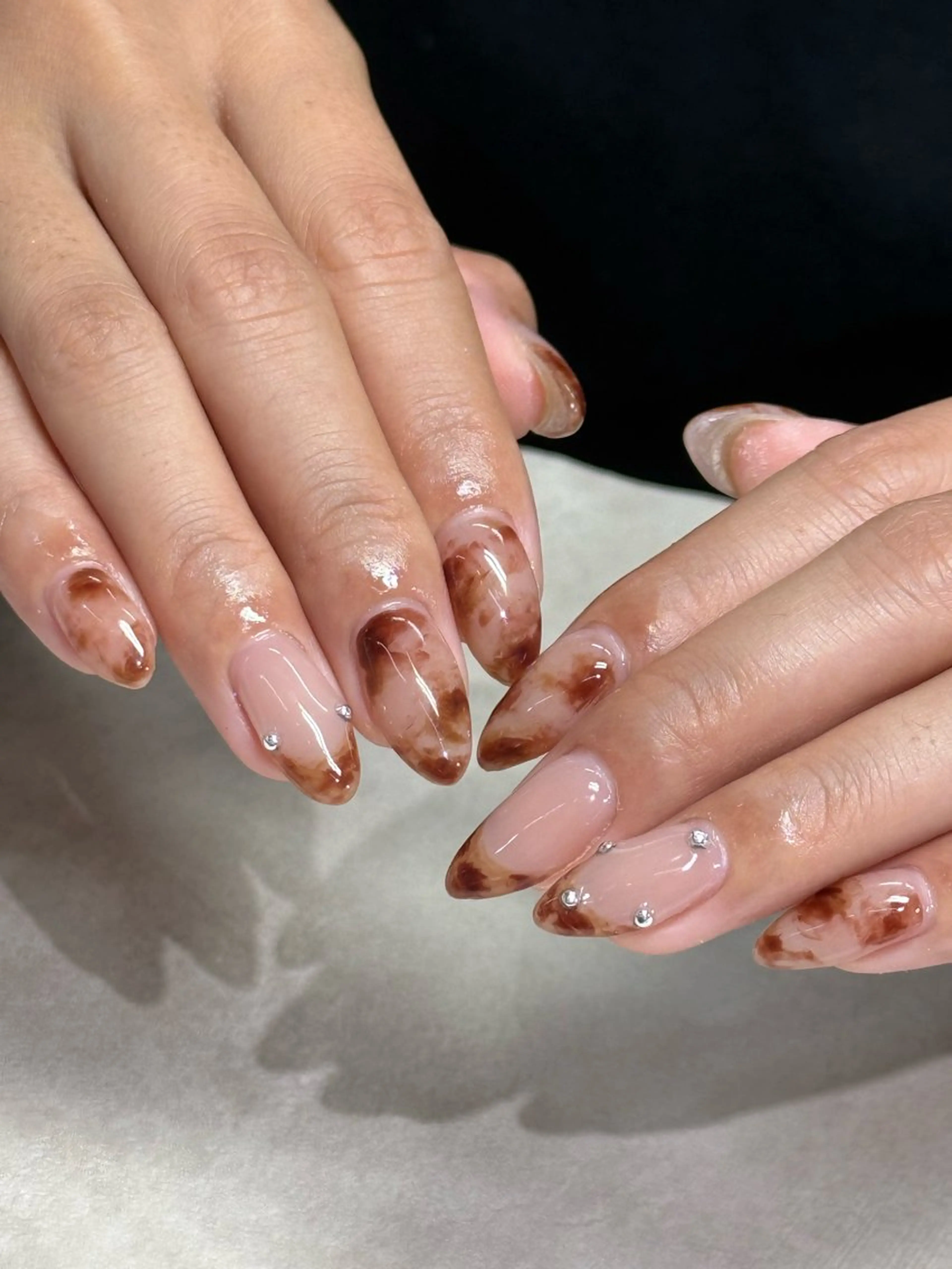 ネイル ニュアンスネイル ハンドネイル WOLTOKYO渋谷 yunaのネイルデザイン