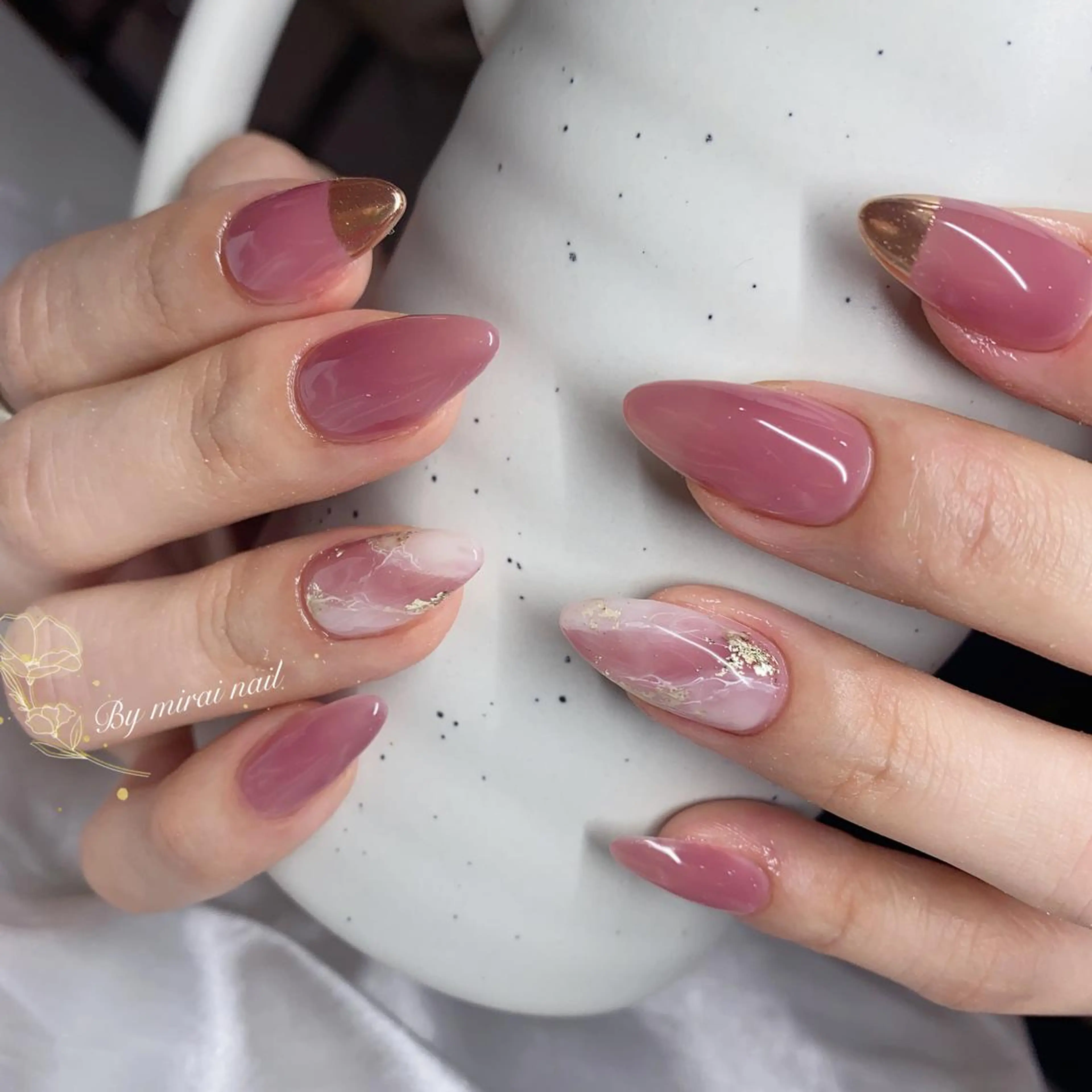 ネイル ネイルサロン 9Carats神田のネイルデザイン