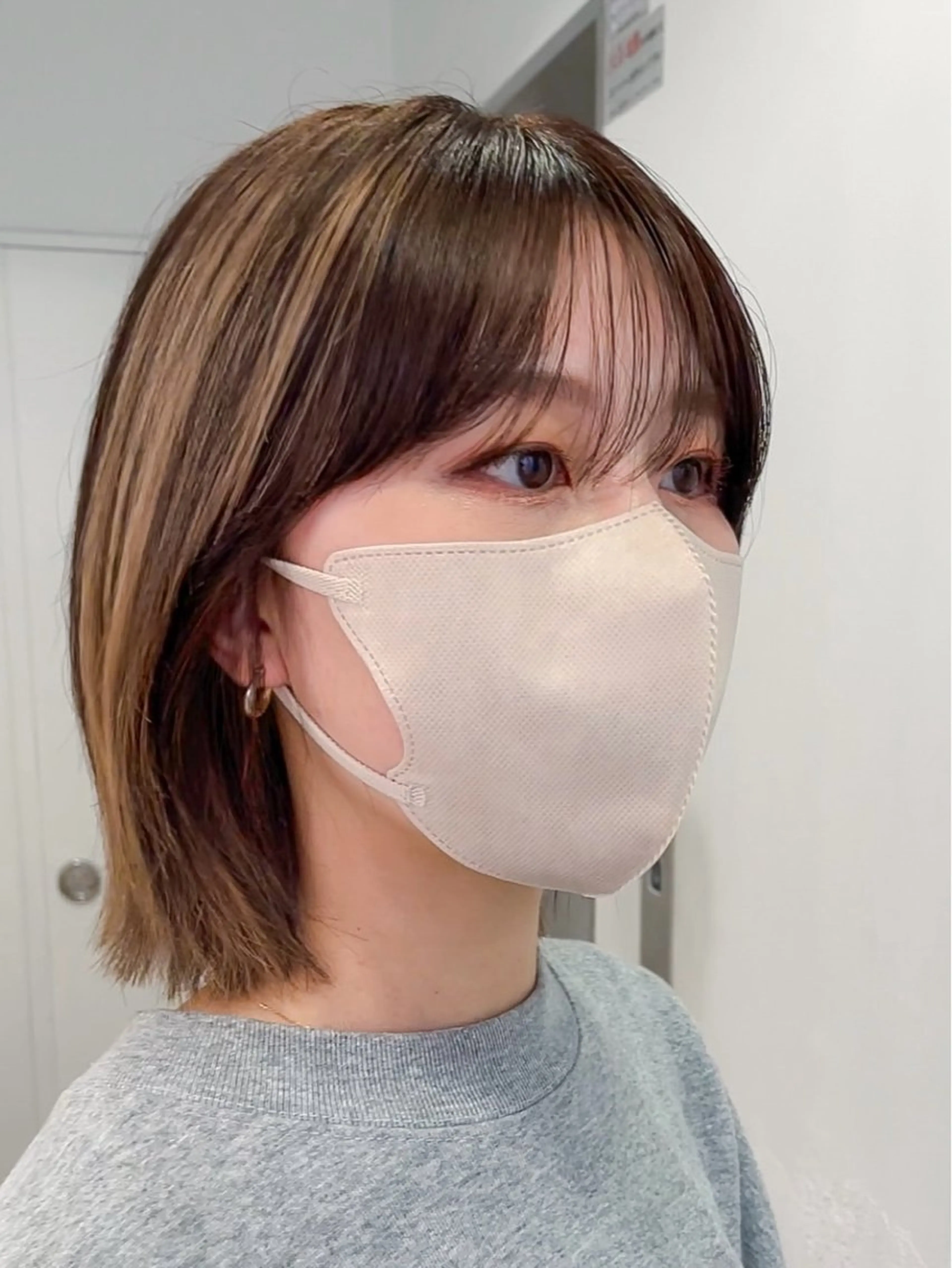 ミディアム カラー ボブ 顔まわりレイヤー レイヤーカット カット 三宅健太/レイヤー/ ボブ/透明感カラーのヘアスタイル