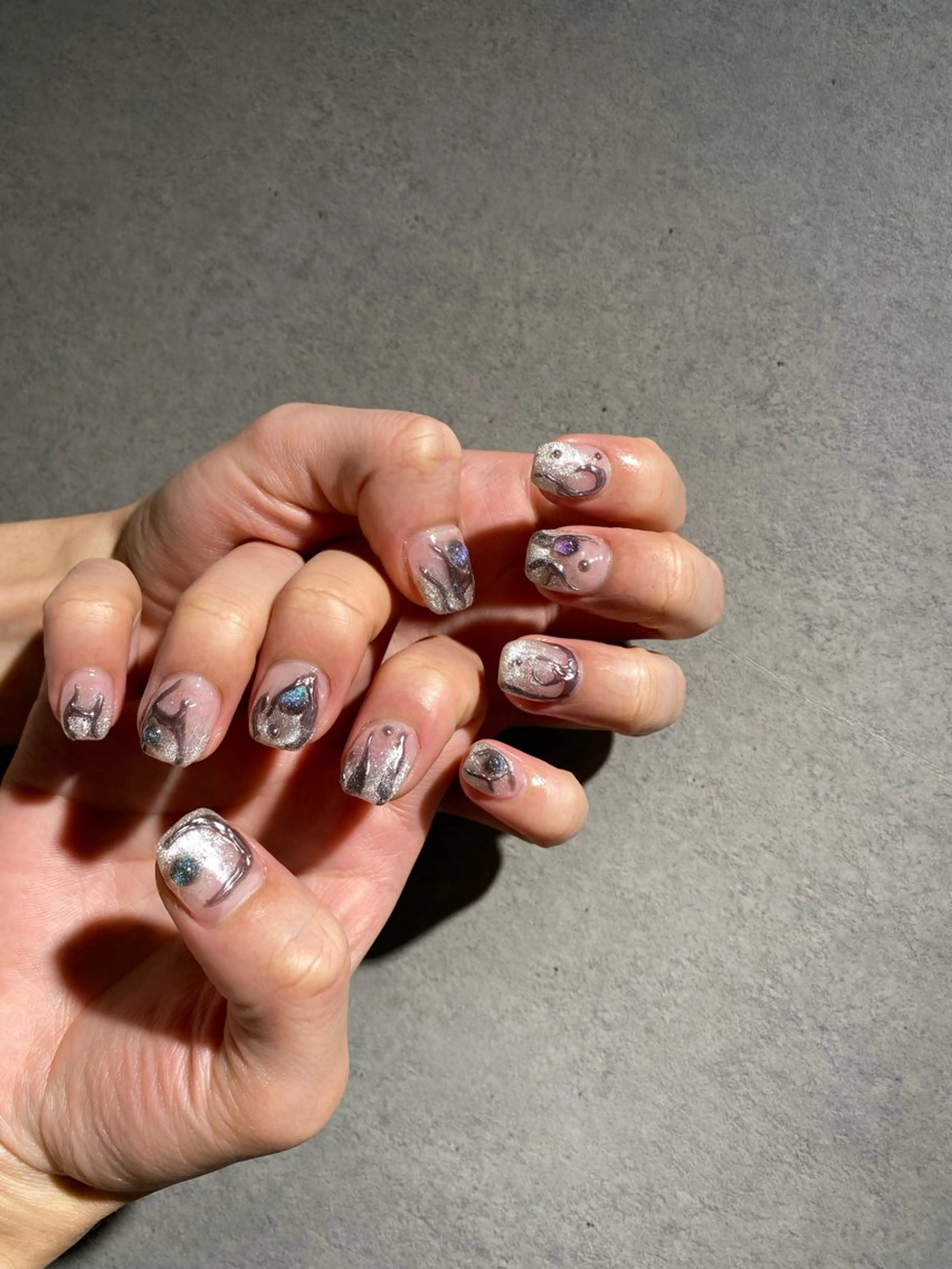 ネイル I-nailロング /ワンホン/キラキラのネイルデザイン