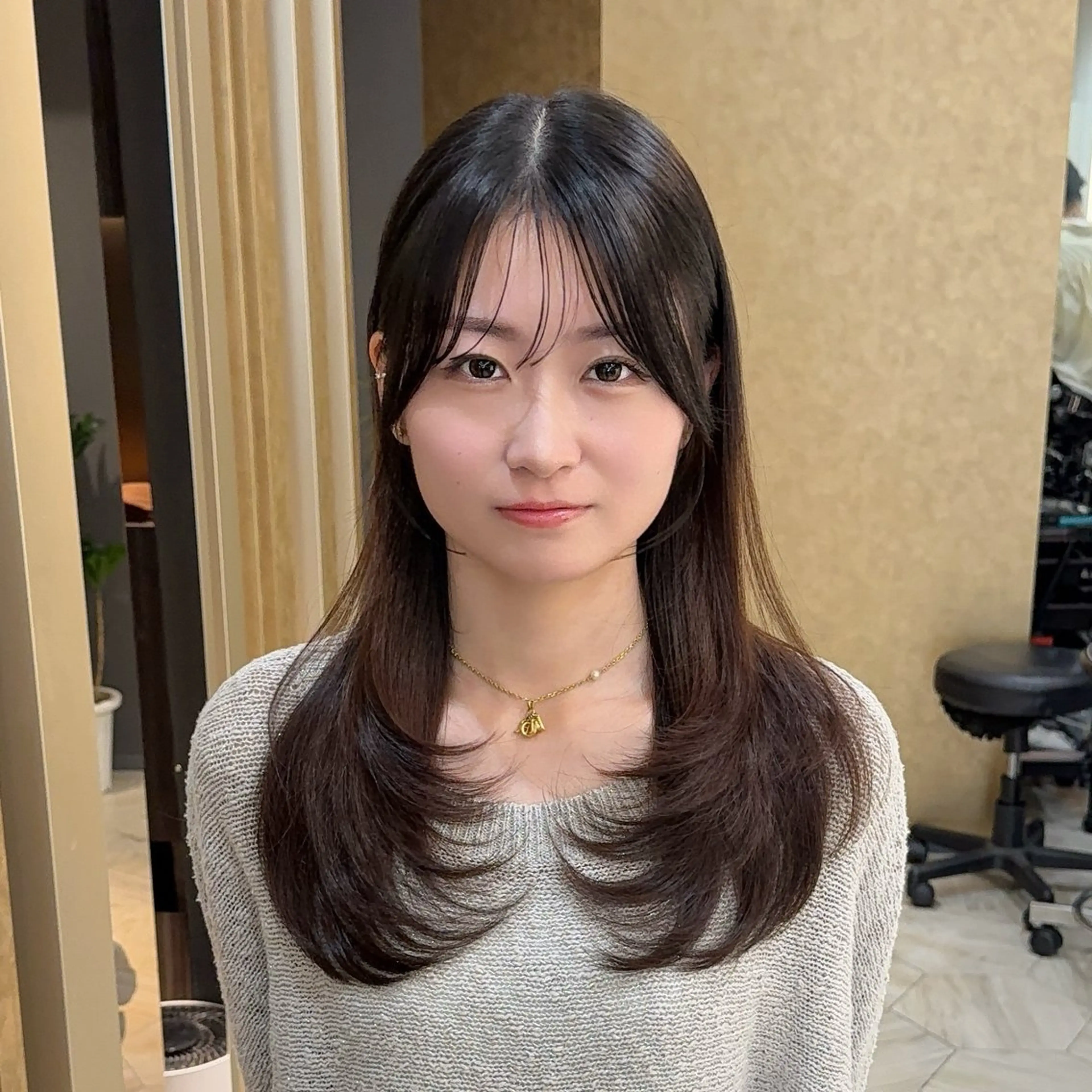 ロング ヨシンモリ 韓国風ヘア レイヤーカット レイヤー/韓国風/ TAIGAのヘアスタイル