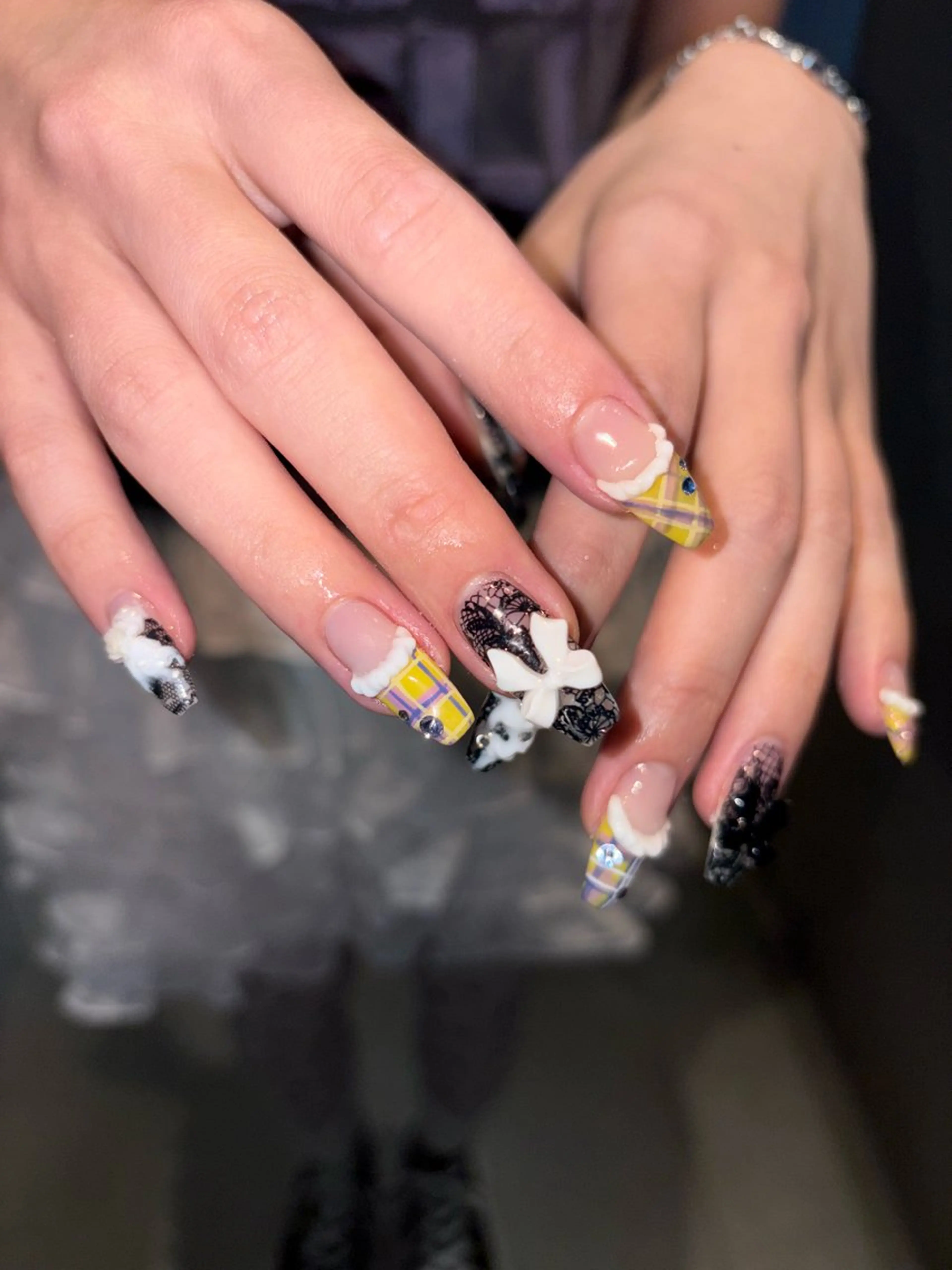 ミディアム SEINA_ NAIL🐈‍⬛💗のネイルデザイン