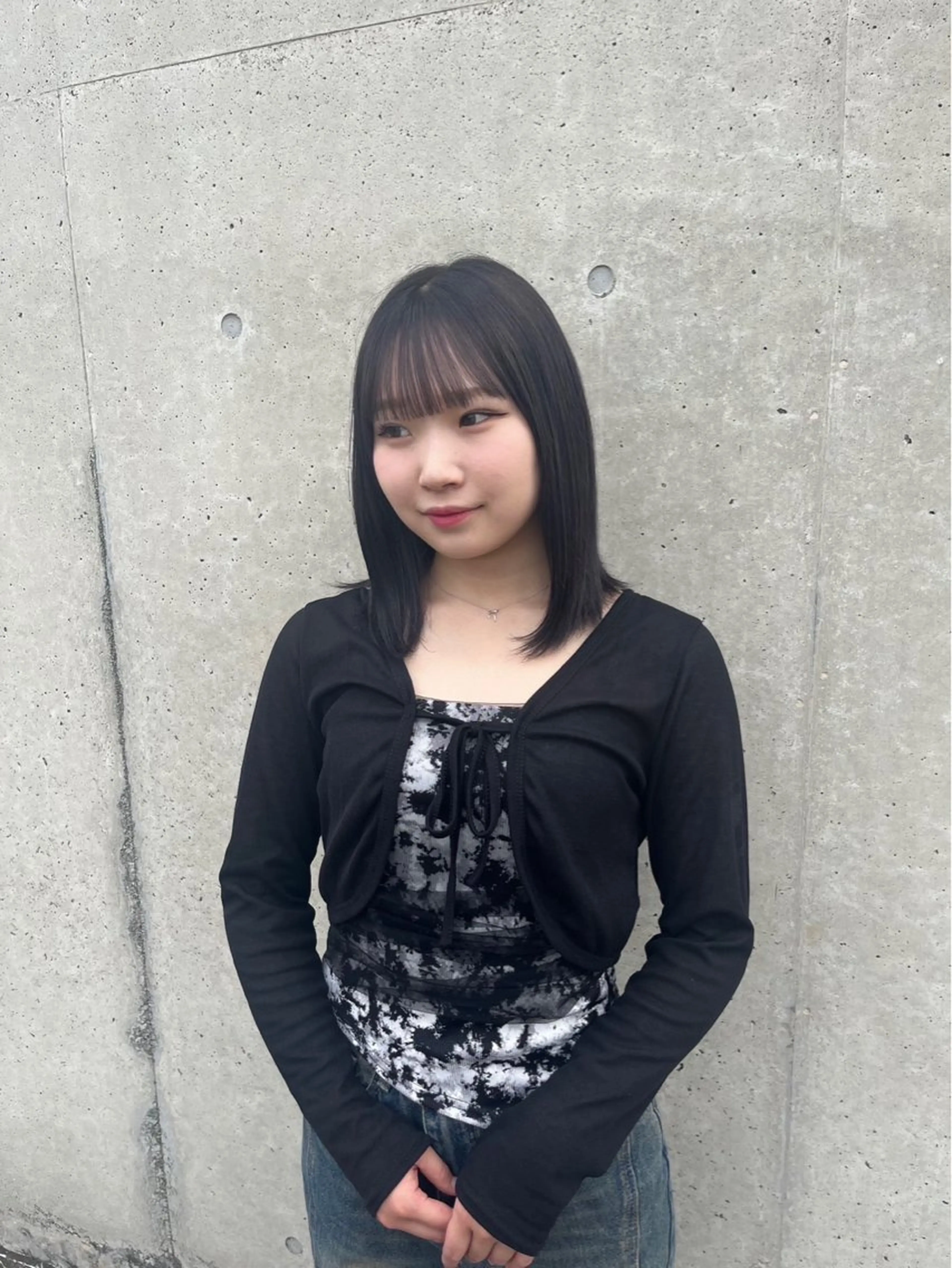 カラー 長谷 若奈のヘアスタイル