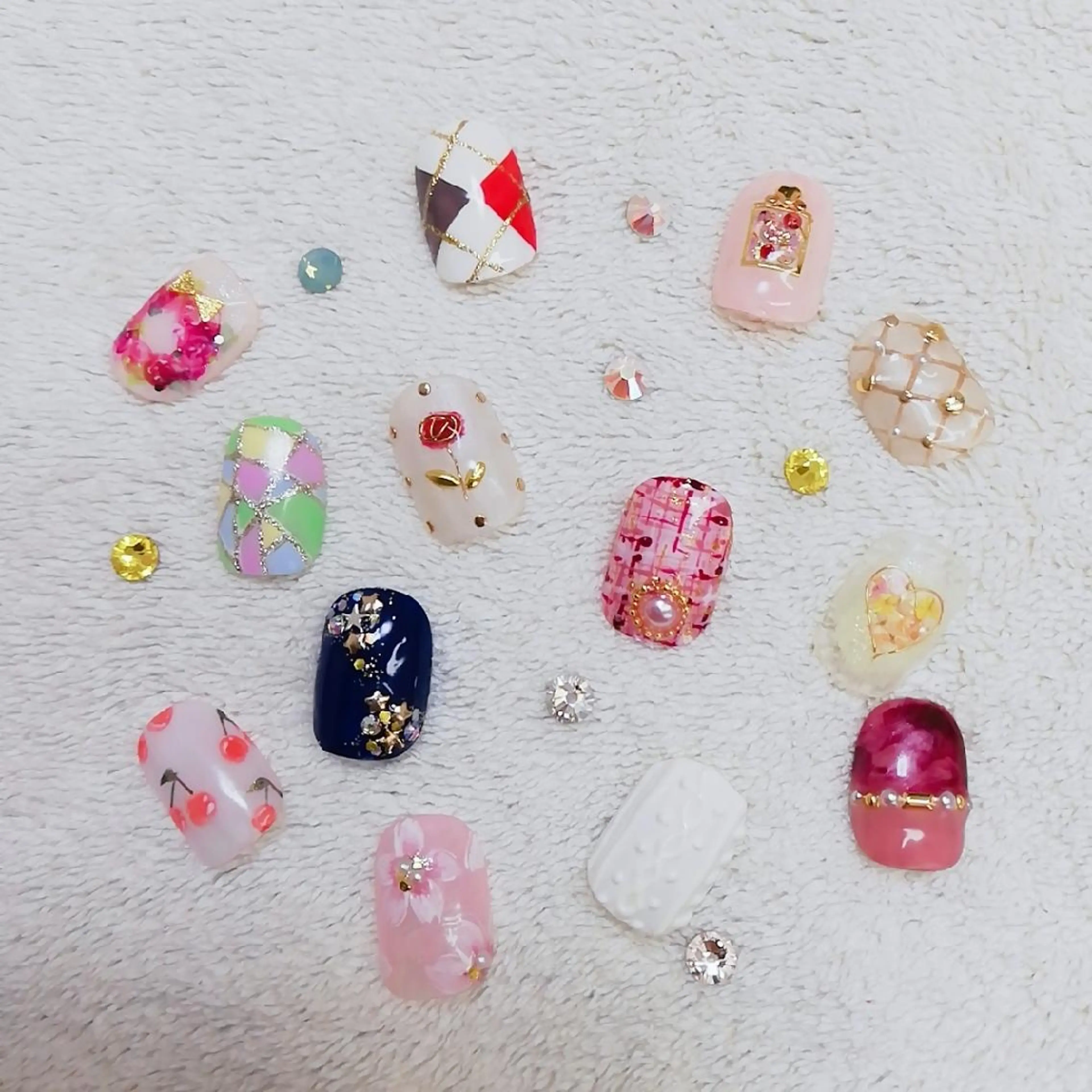 ネイル 柴崎 美幸のネイルデザイン