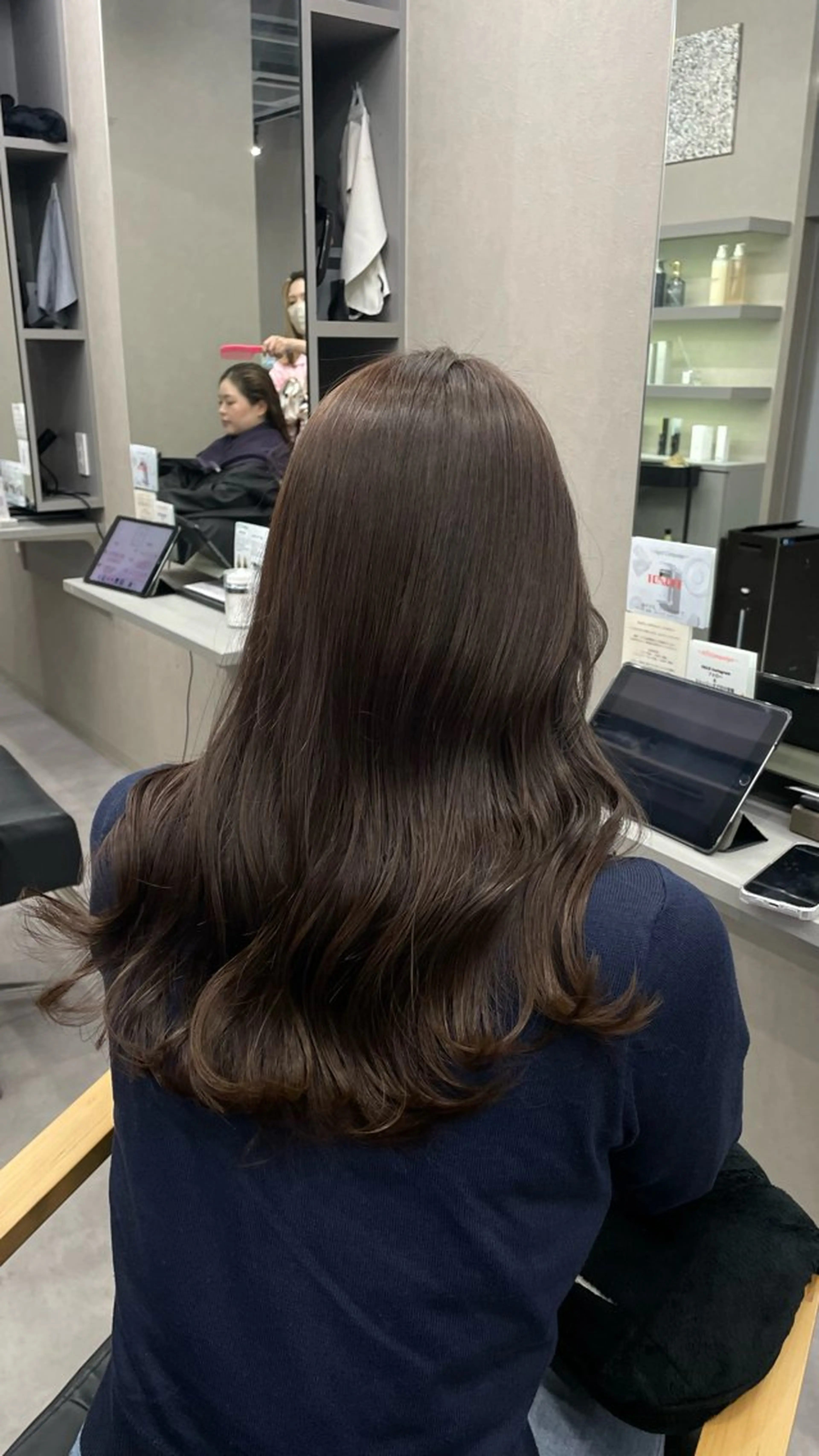 カラー ブラウンカラー ヘアカラー トリートメント ★PALO/ ANNA★のヘアスタイル