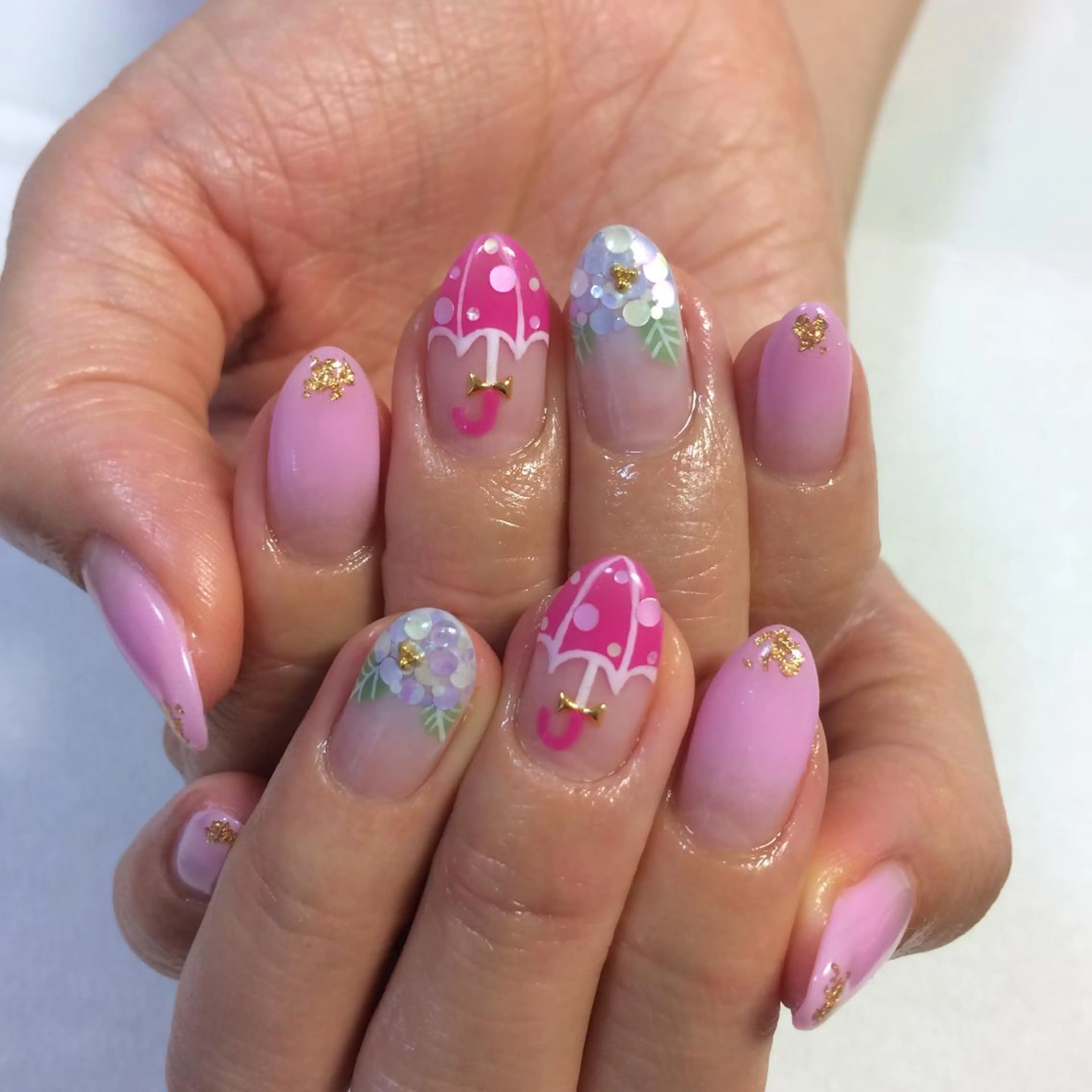 ネイル VIOLUS 関目のネイルデザイン