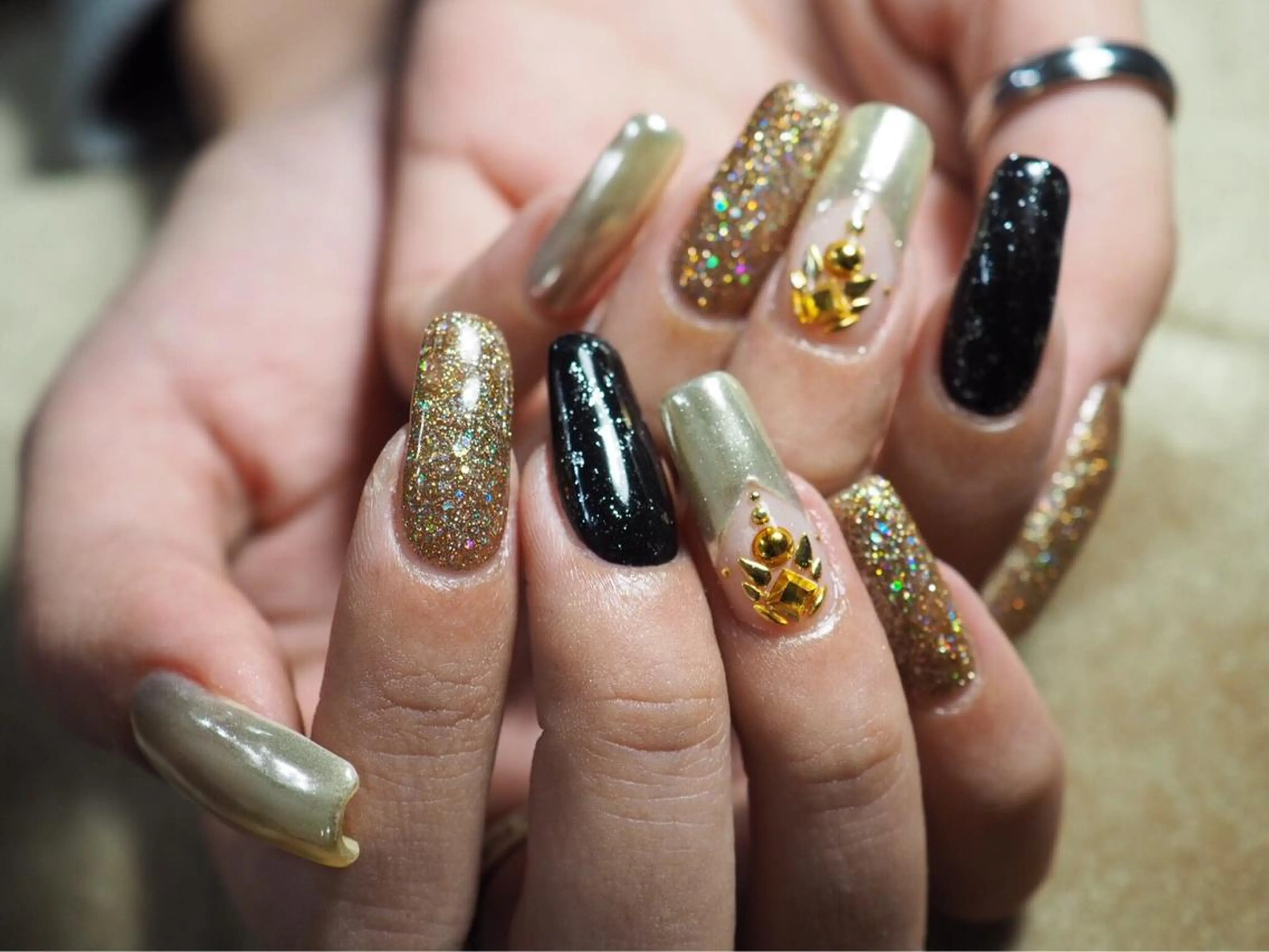 ネイル トップネイリスト Ribbon立川店のネイルデザイン