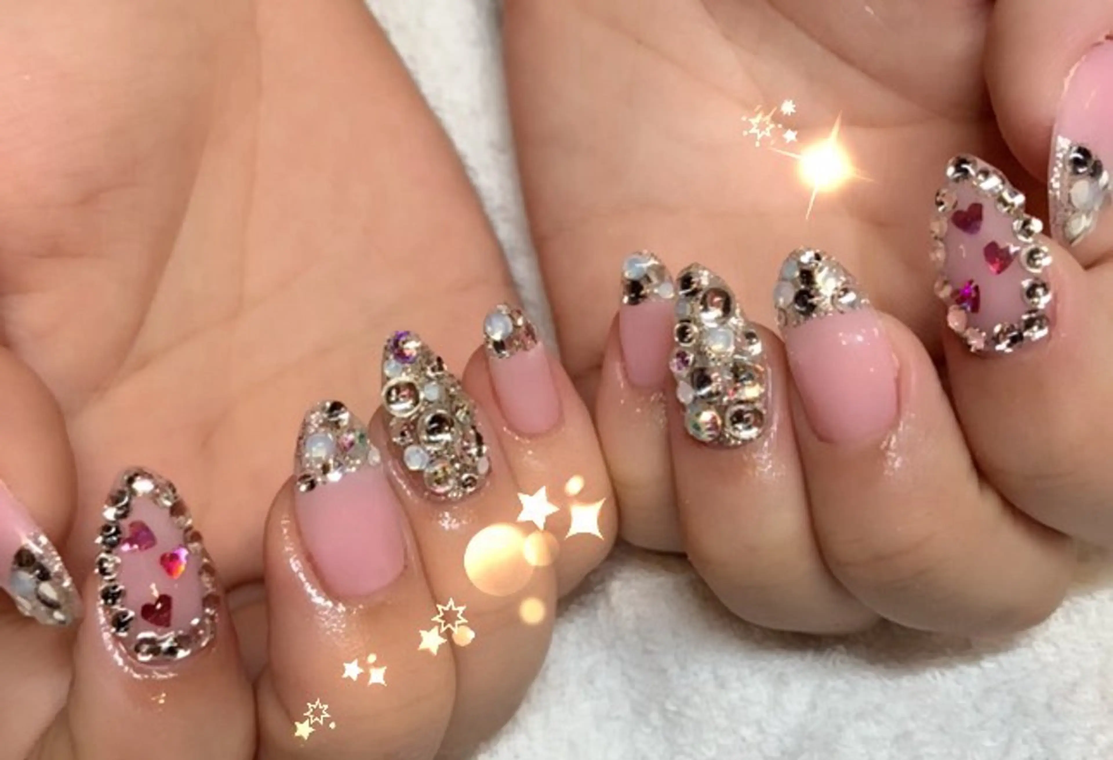 ネイル ハンドネイル glitter na ils AYAのネイルデザイン