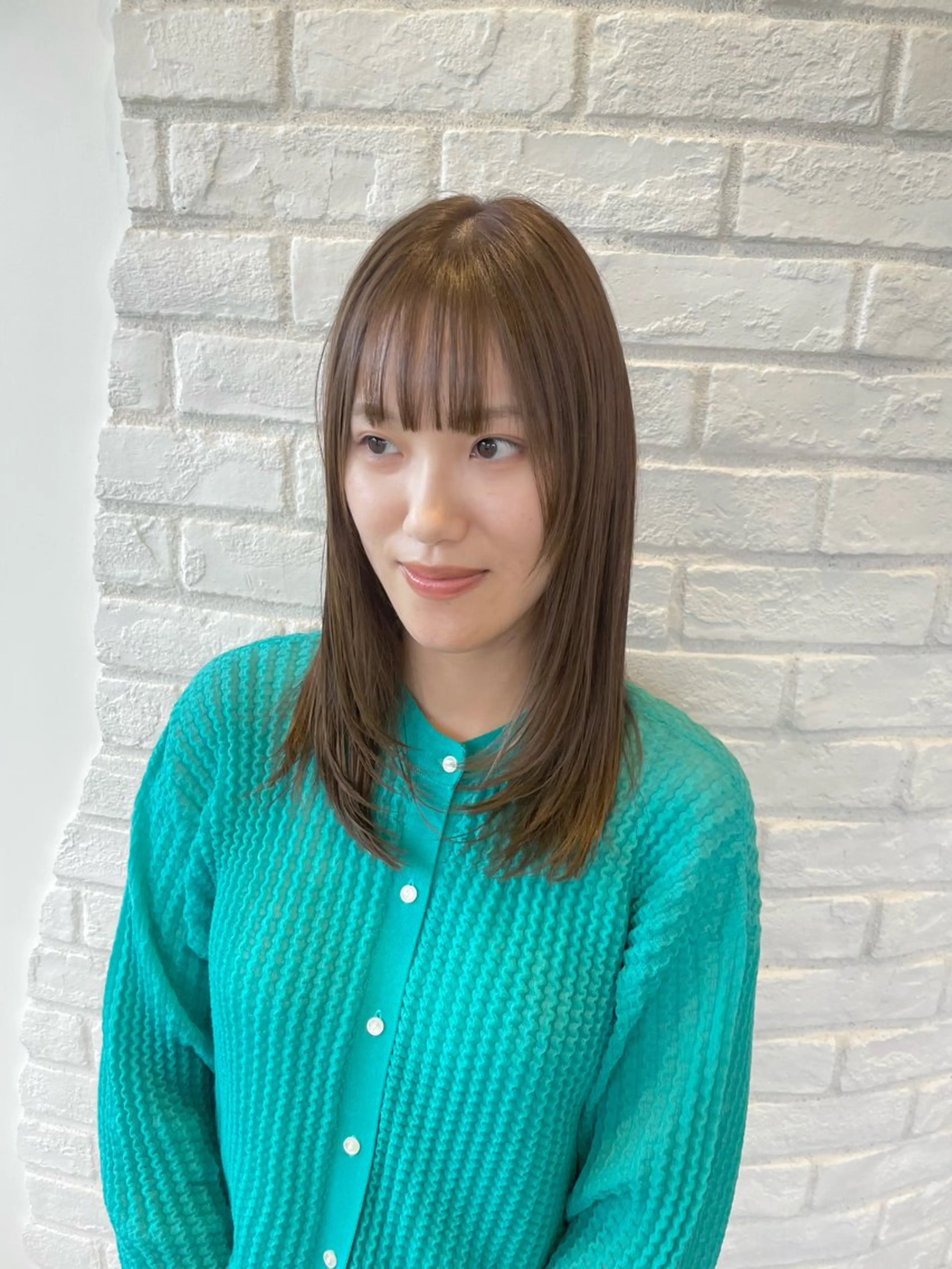 【人気NO.2】カット+透明感カラー+うるツヤトリートメントの写真