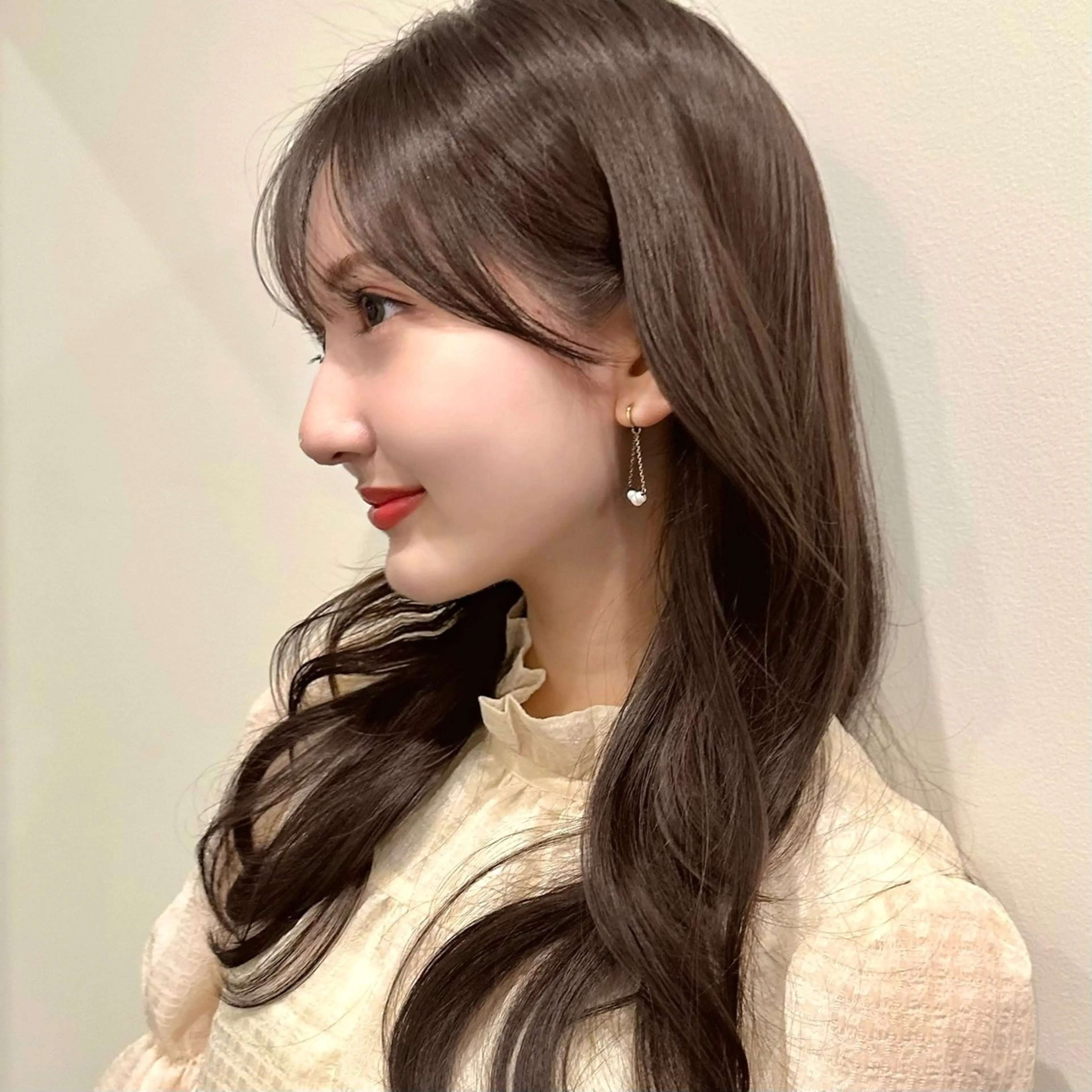 セミロング カット ヘアカラー トリートメント 🌹ハッシュカット、 レイヤー韓国ヘア🌹のヘアスタイル