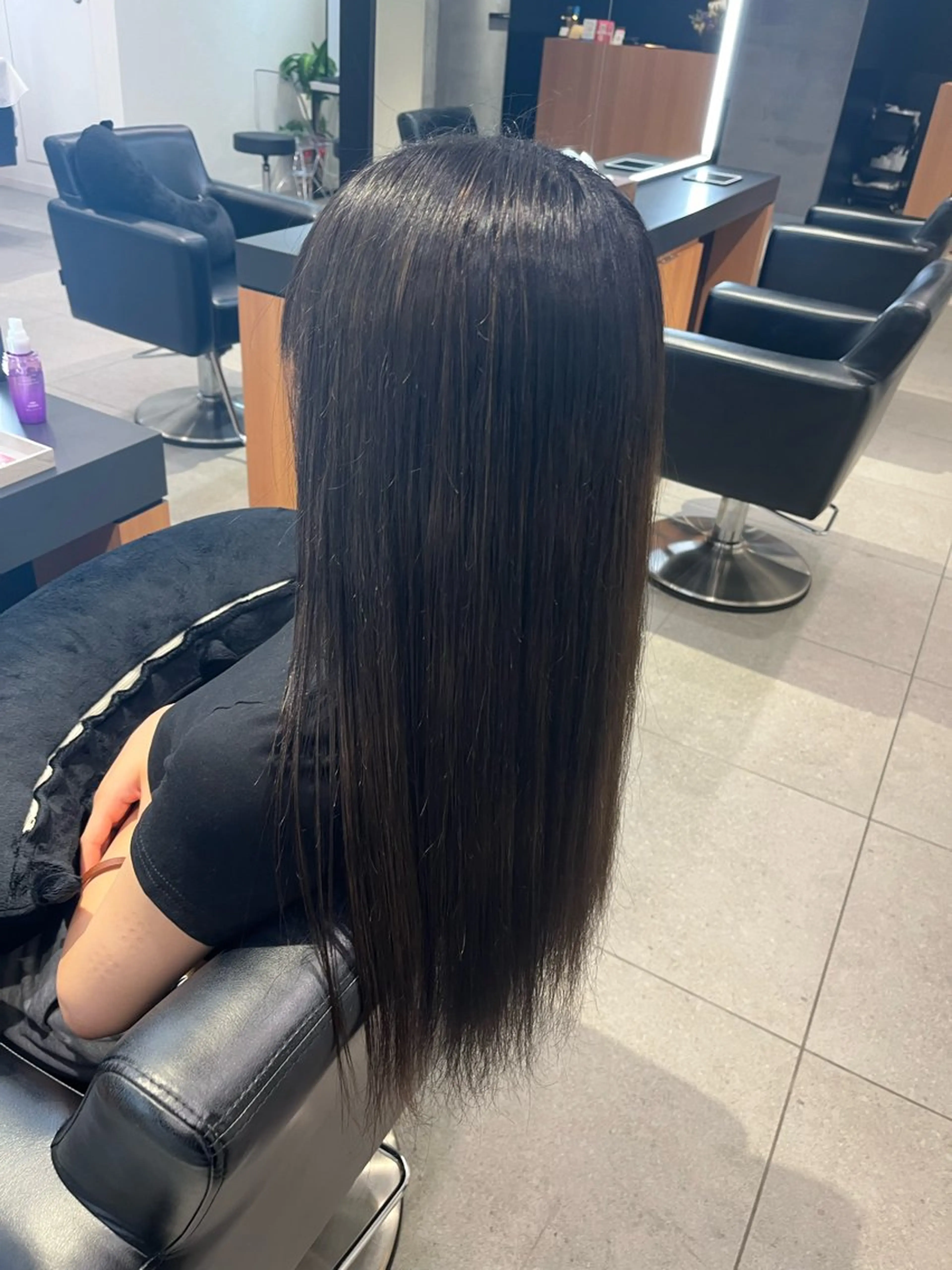 ロング カラー 黒髪 ERII /伏見 カットモデル募集中！のヘアスタイル