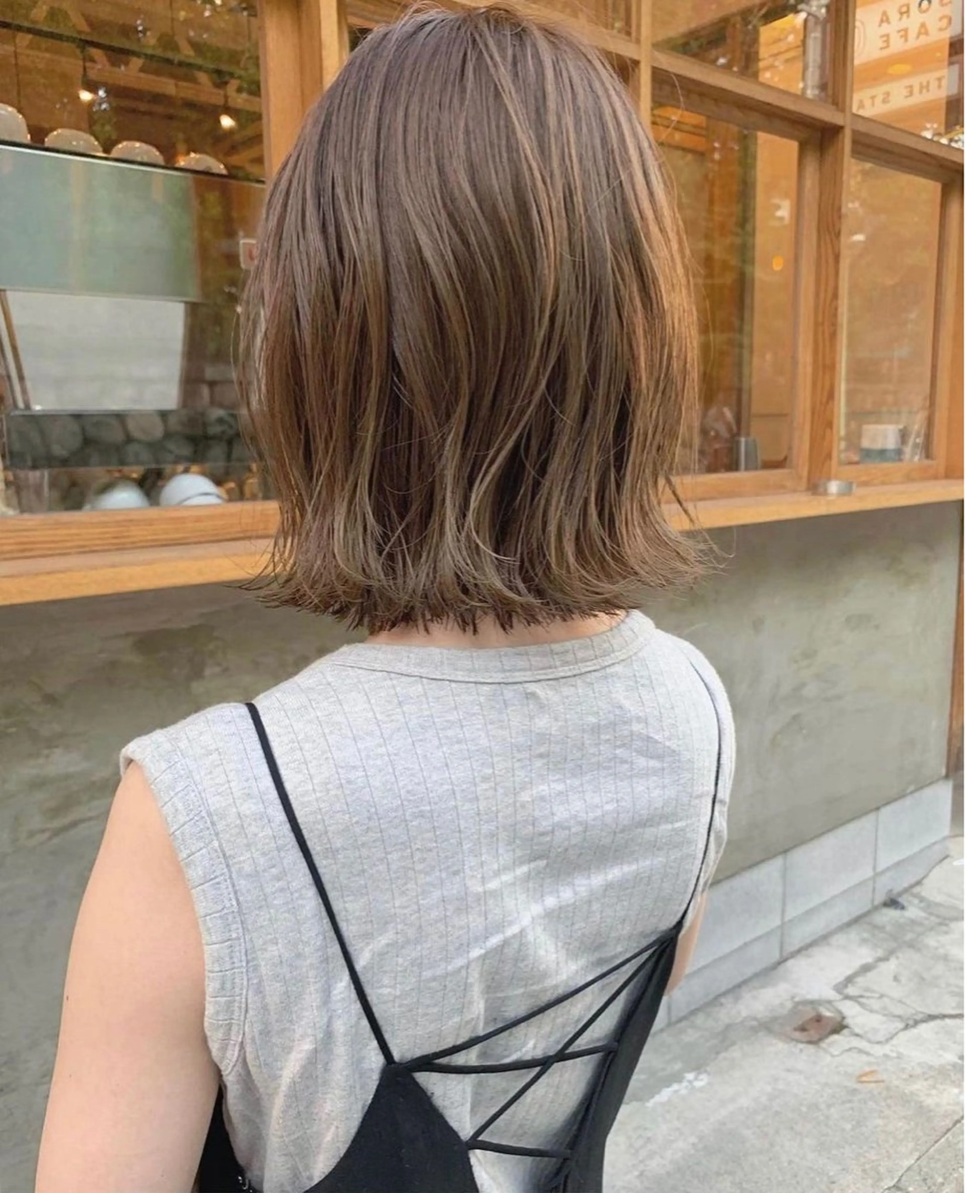 ミディアム ボブ カット 臺 佳連のヘアスタイル