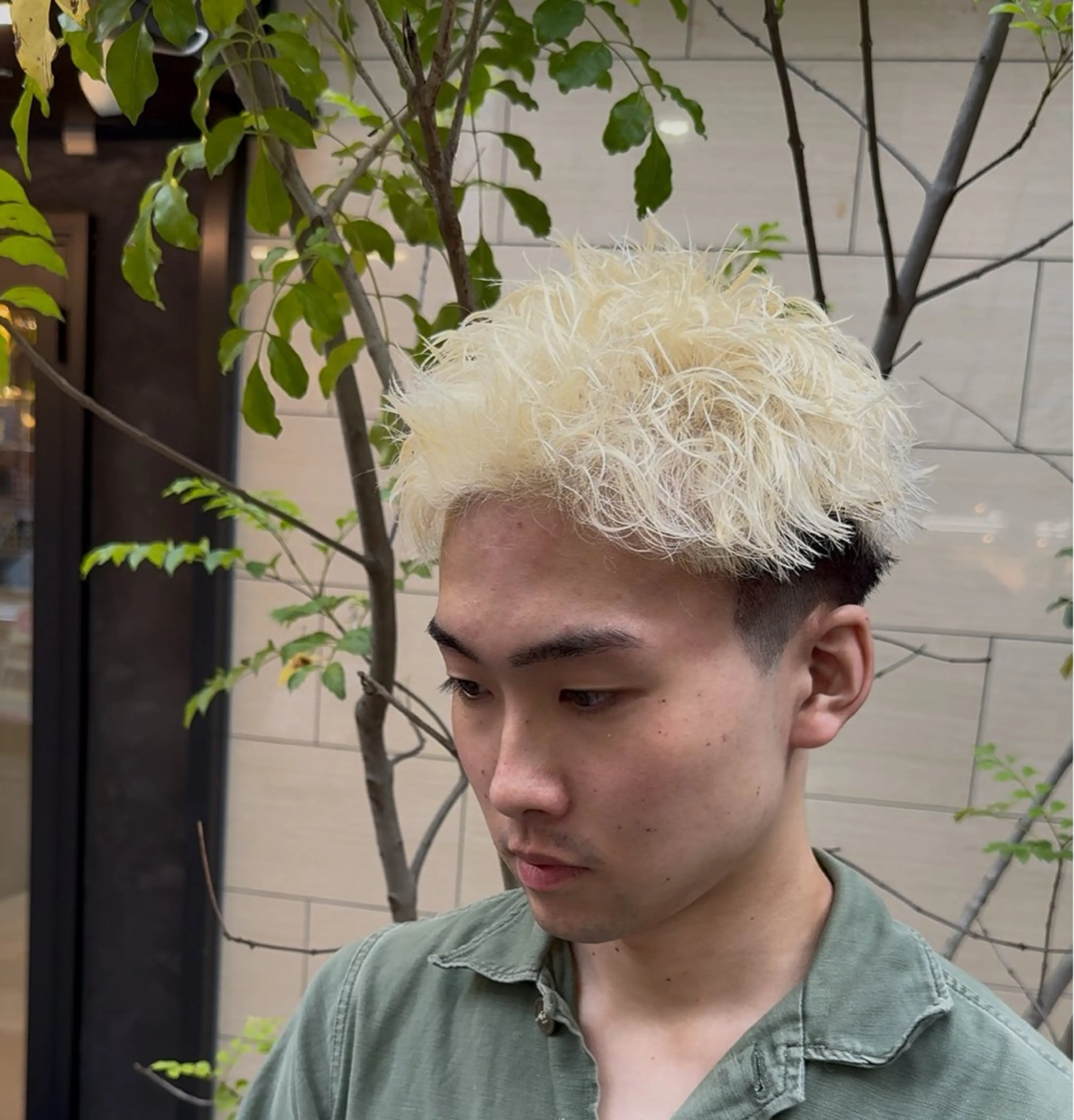 カラー メンズ 岡田/メンズ特化/パ ーマ&ショートのプロのヘアスタイル