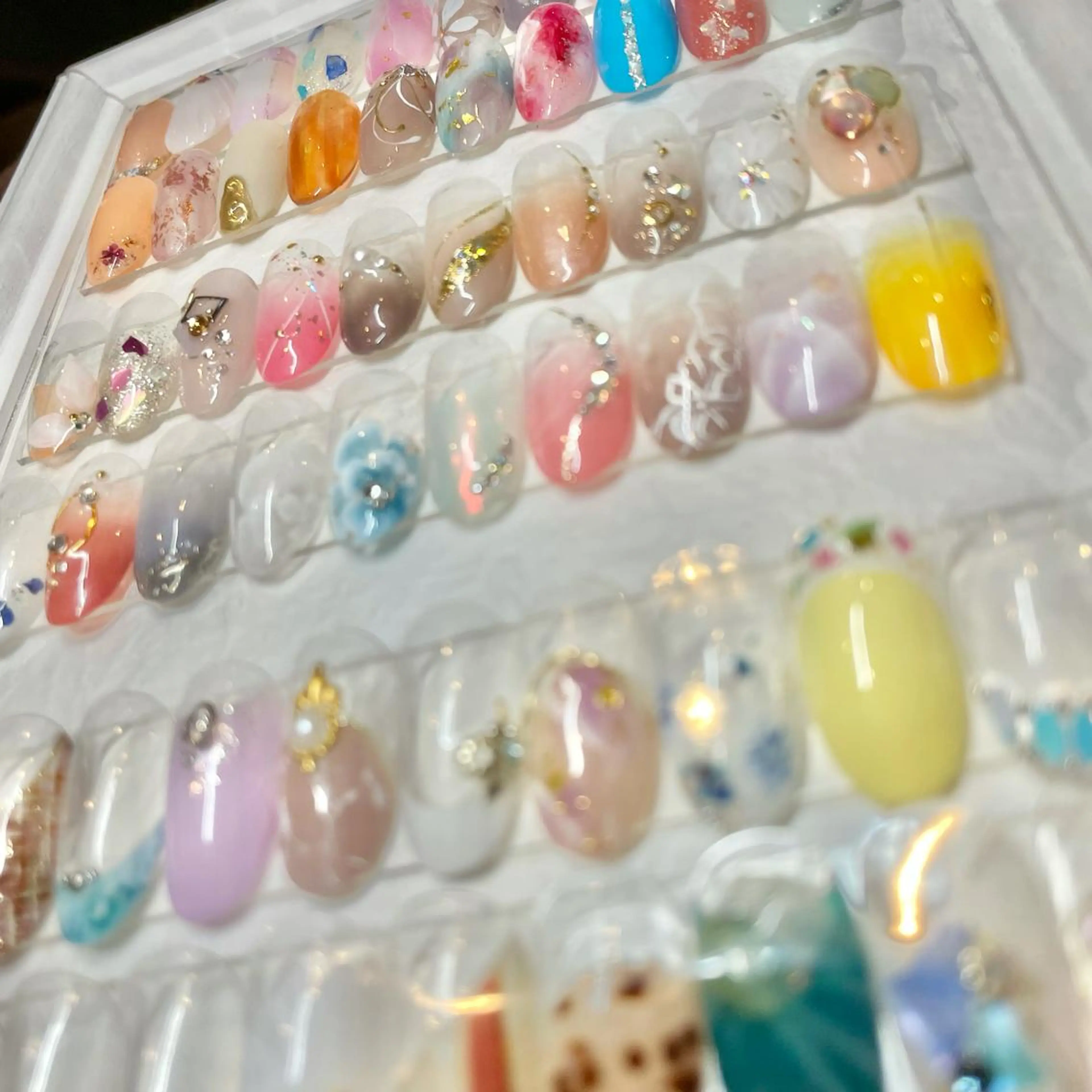 ネイル シンプルネイル ささき れいなのネイルデザイン