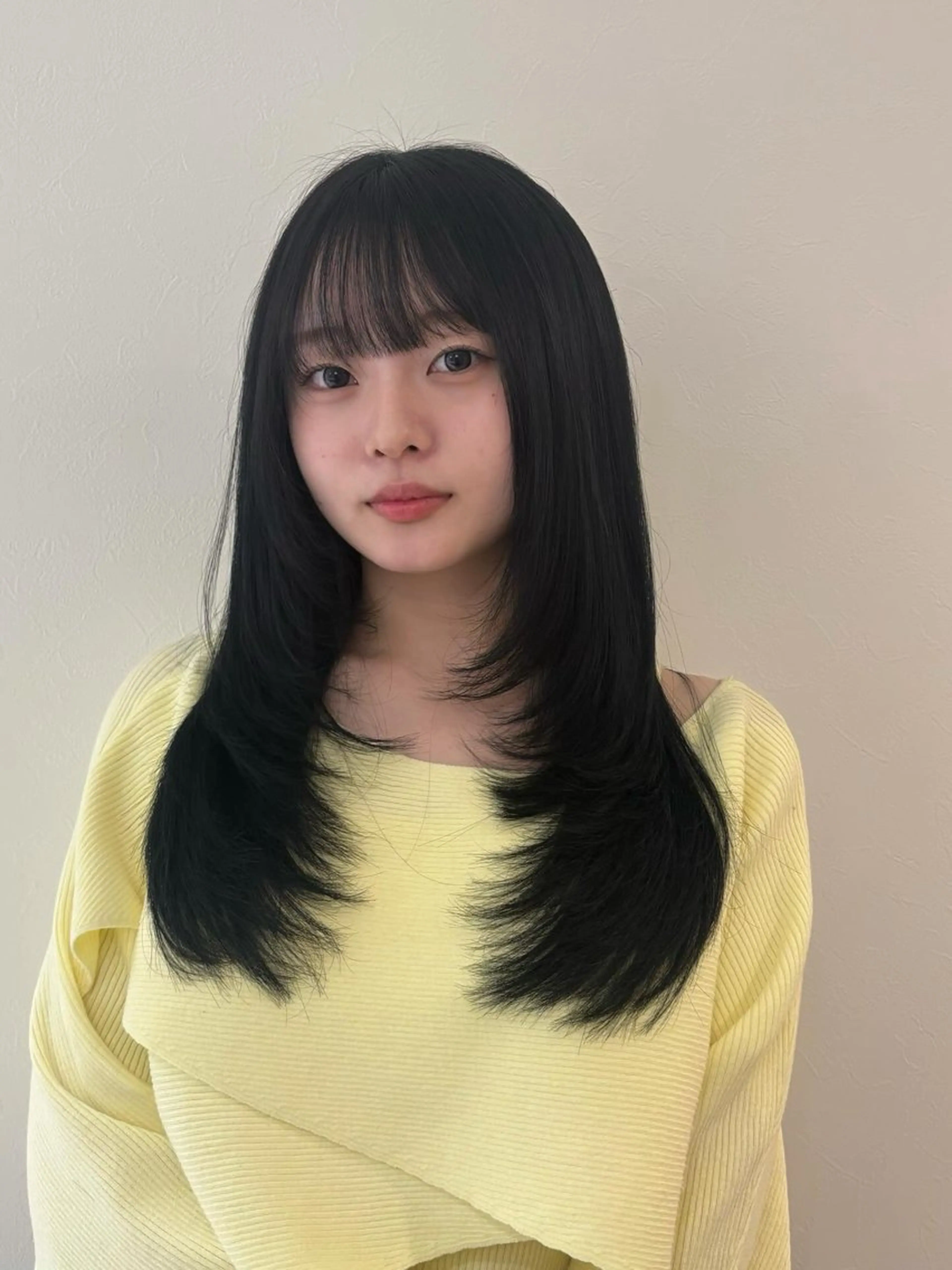 ロング カラー 透明感カラー レイヤーカット カット ヘアカラー トリートメント abilita MIYUのヘアスタイル