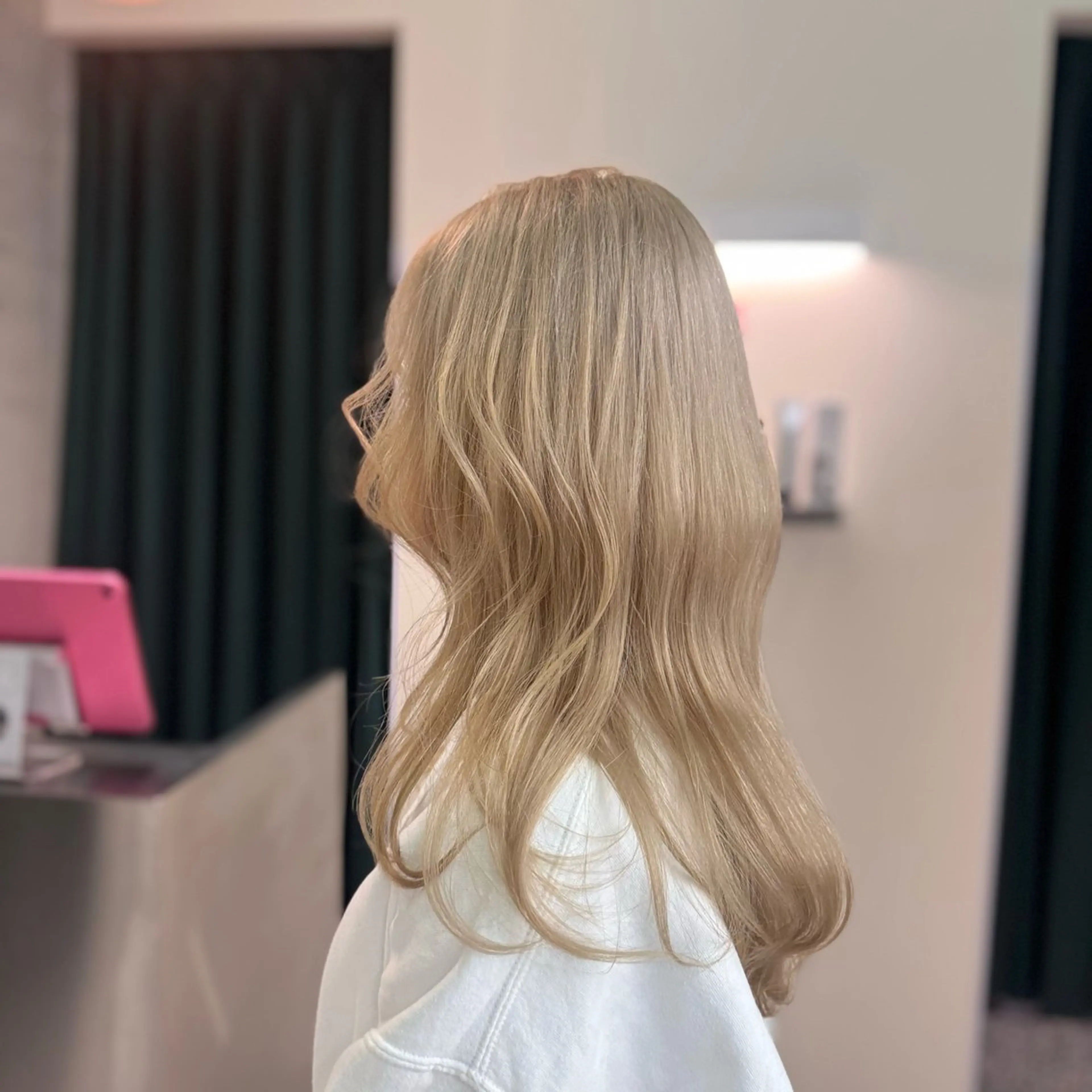 ロング ヘアカラー トリートメント ハイトーン/ブリーチ 栄/Sayakaのヘアスタイル