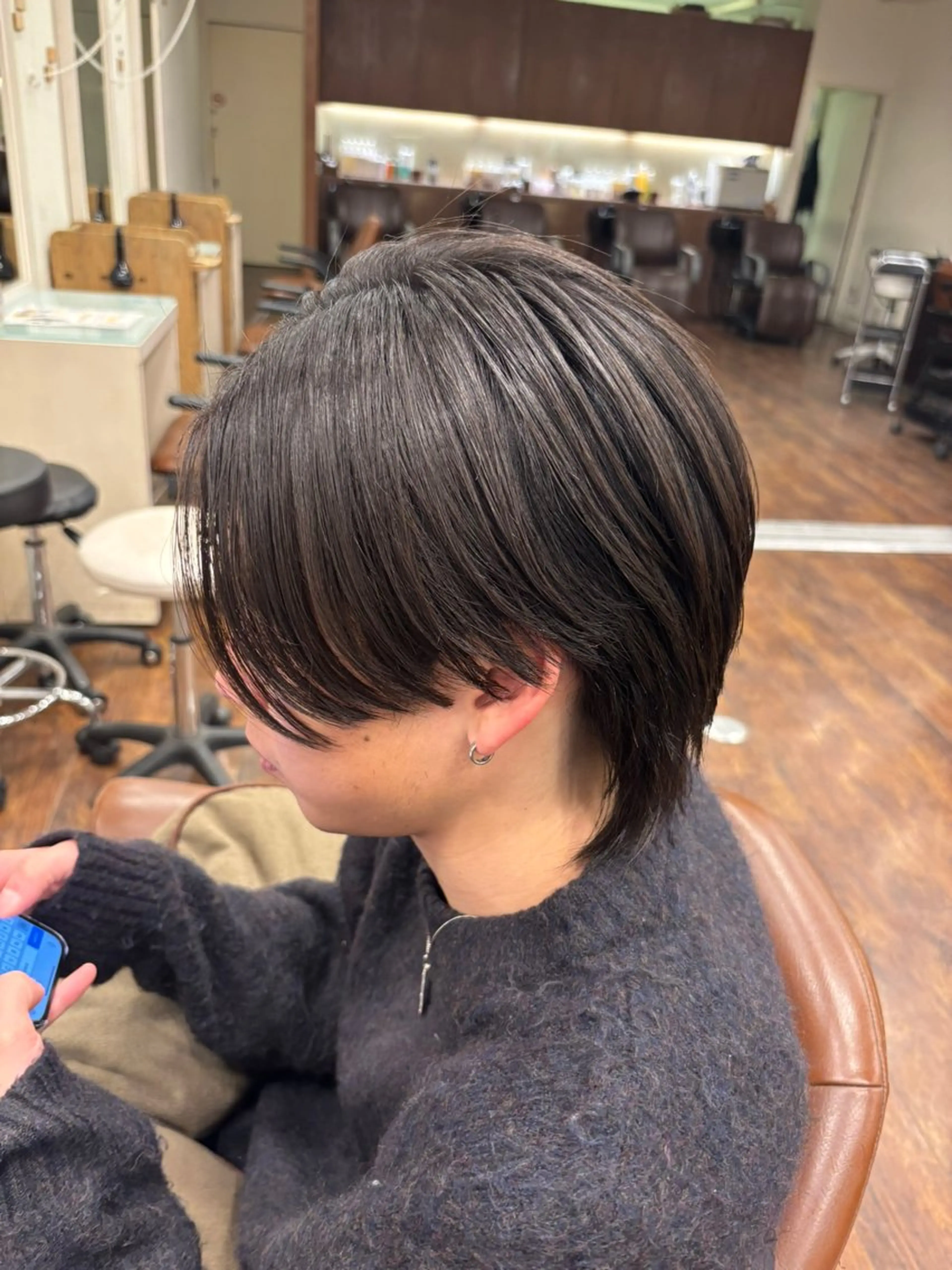 メンズ センターパート マッシュウルフ マッシュ メンズウルフカット ウルフカット 井上 悠人のヘアスタイル