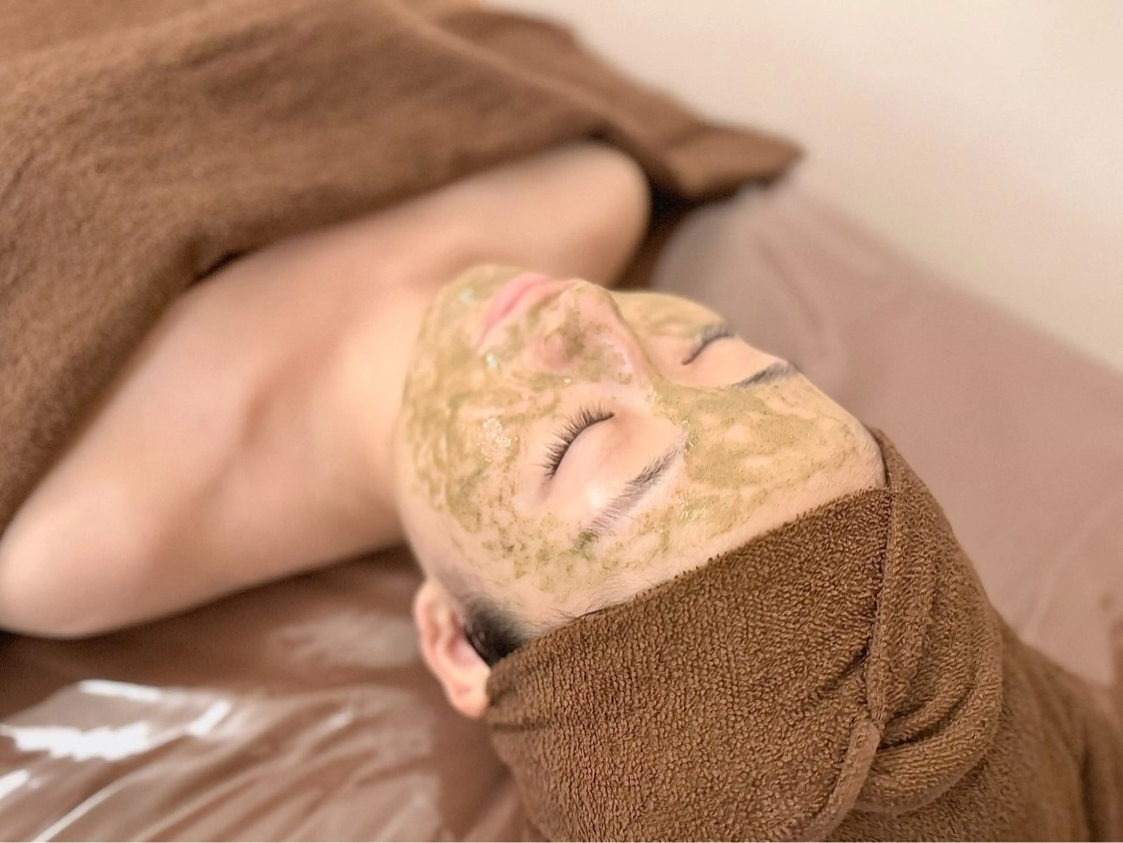 【ダウンタイムなし】初回AMAROSハーブピーリング(剥離なし)敏感肌もOK♪60分＋鎮静パックの写真