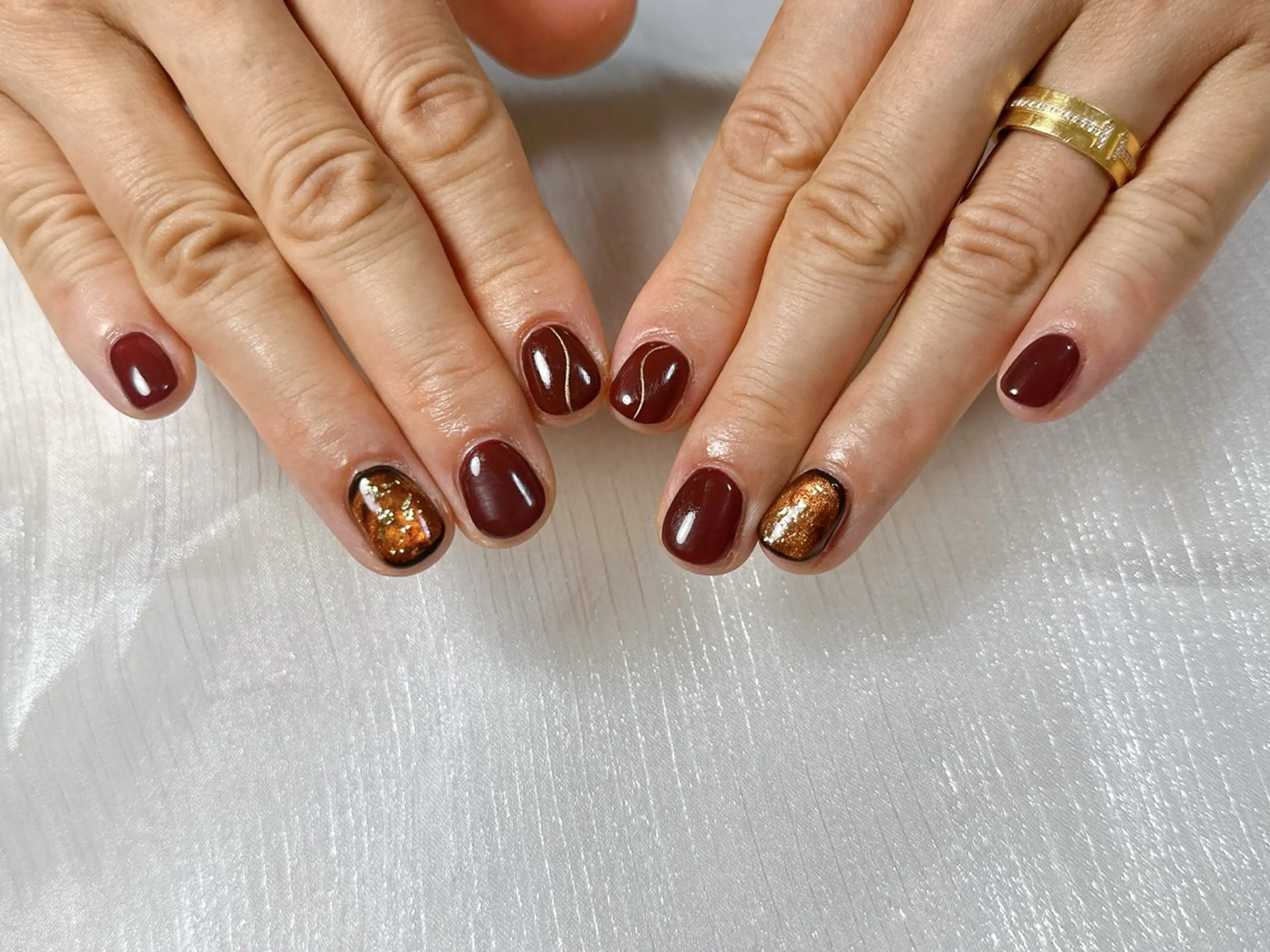 ネイル オーロラネイル ブルー フットネイル フレンチネイル ジェルネイル kiki nail たまプラーザのネイルデザイン