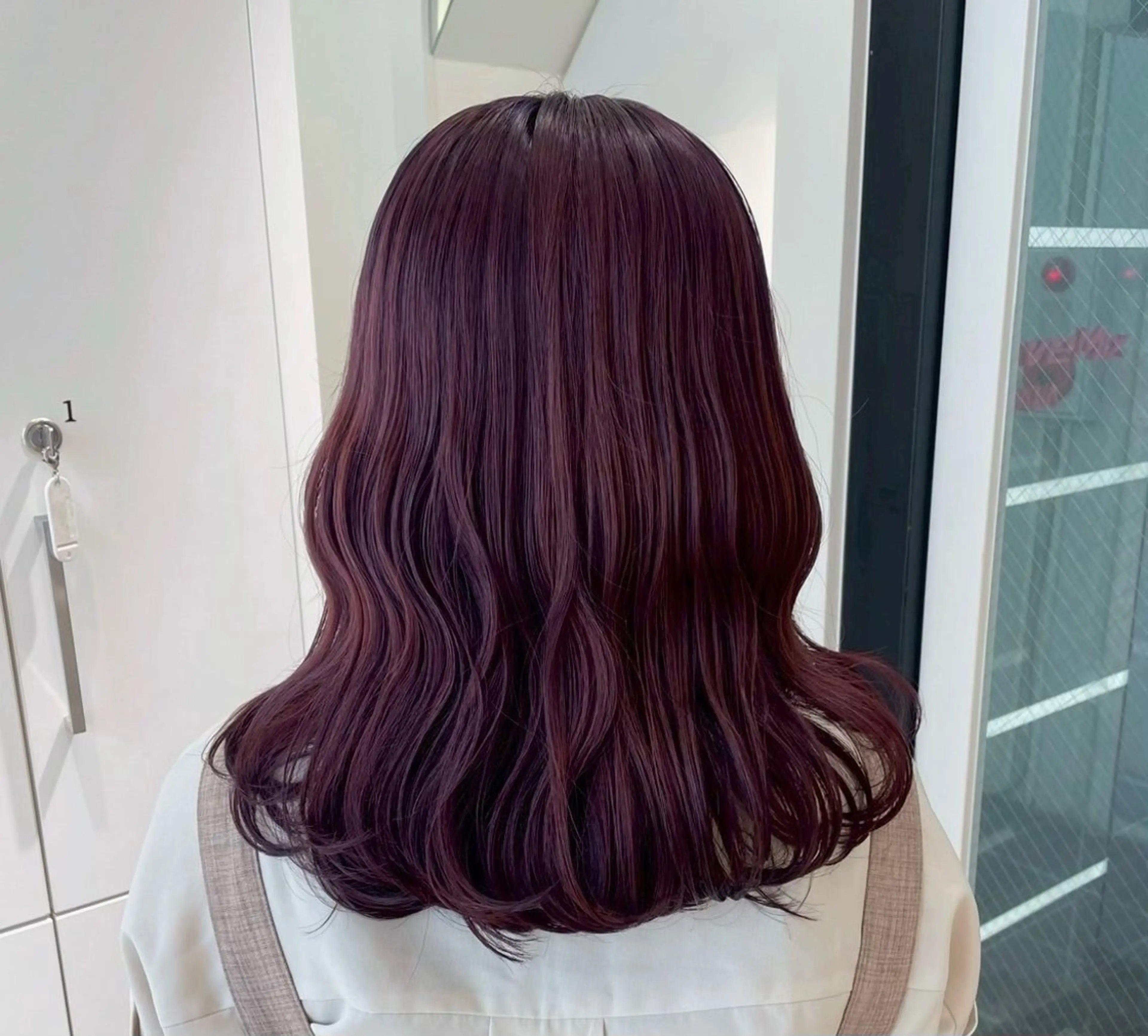 セミロング カラー ヘアカラー ParveMix┊ 太田 千尋🎀🪽のヘアスタイル