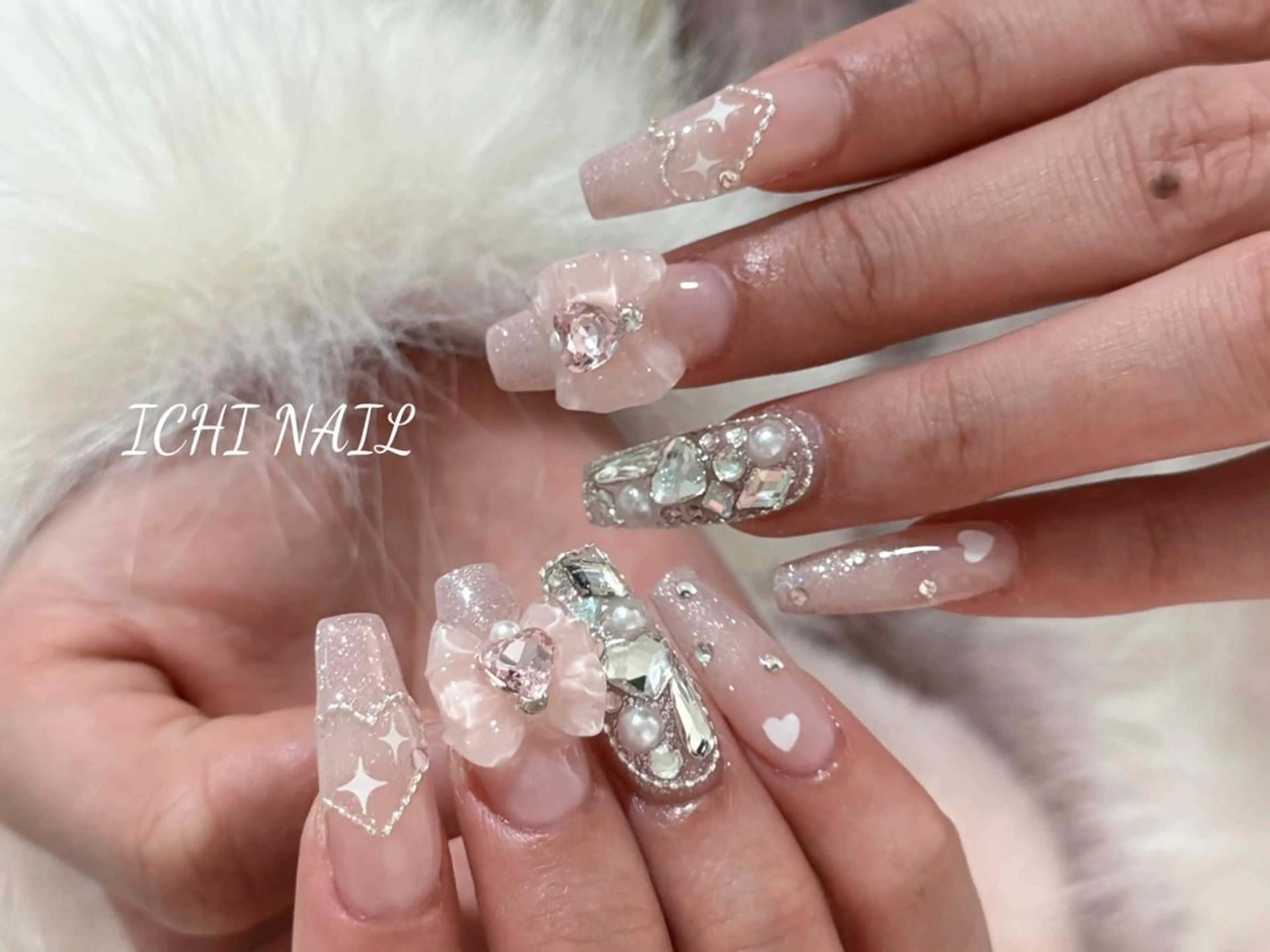 ネイル ハンドネイル 🧚🏻‍♀️ NOHA🎀のネイルデザイン