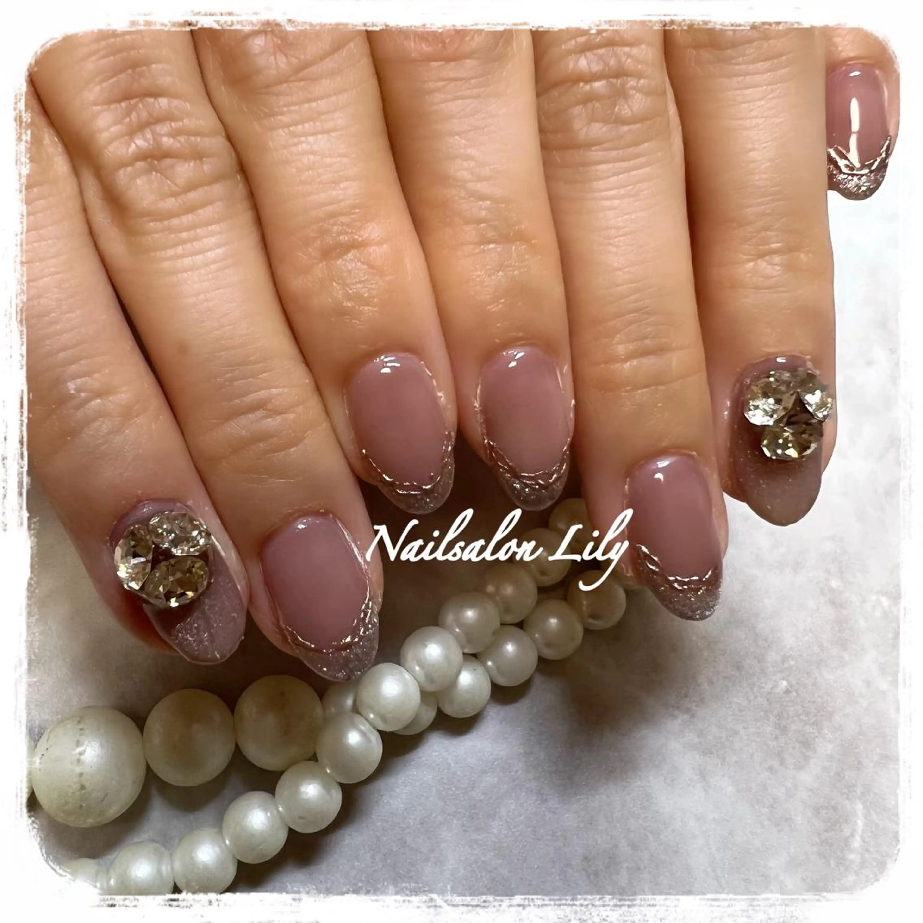 ネイル ストーンネイル ハンドネイル Lily*nail 🌻Mii🌻のネイルデザイン