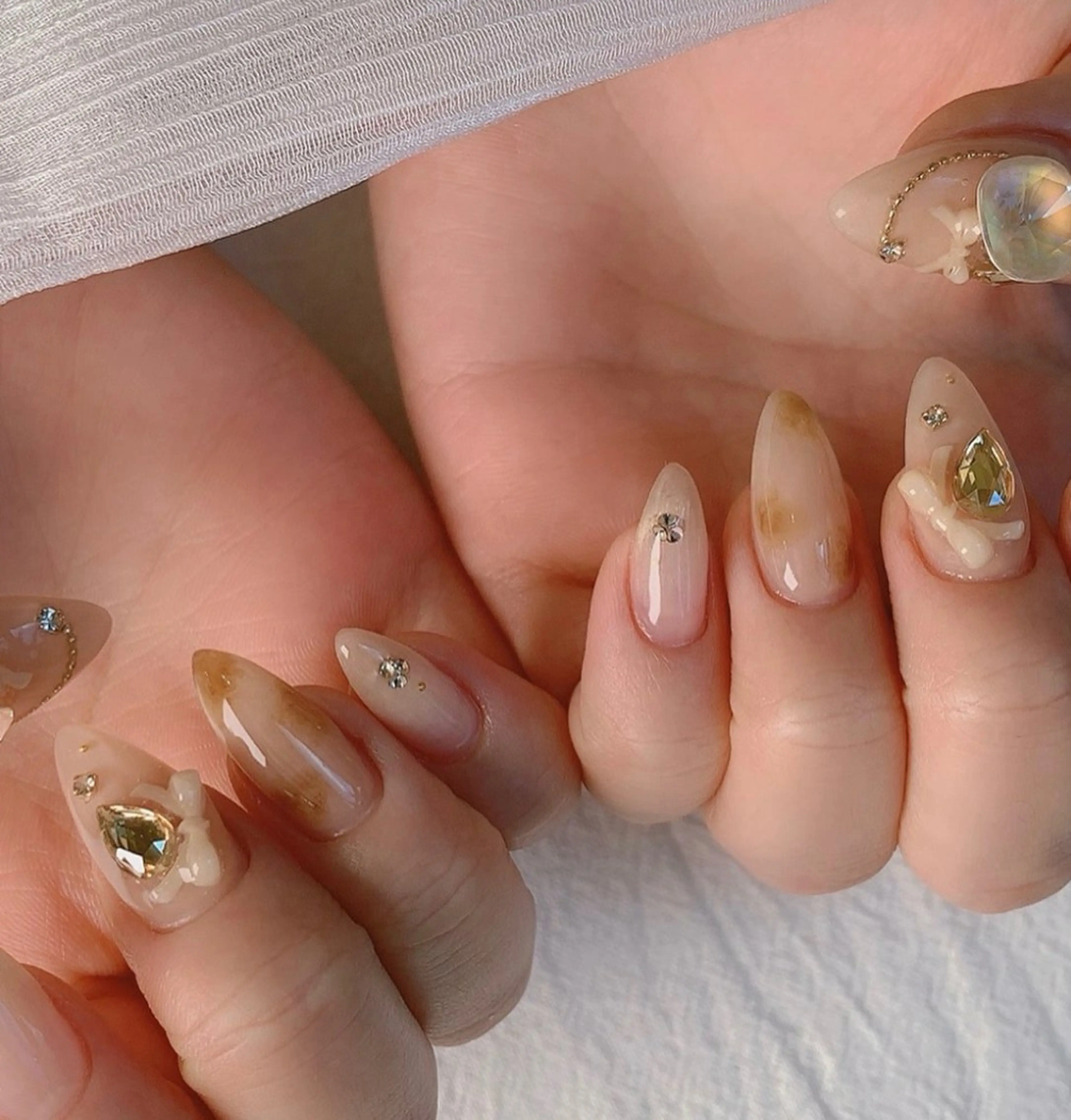 ネイル アートネイル オーロラネイル フレンチネイル ジェルネイル グラデーション ハンドネイル Ryu Nail NekoChanのネイルデザイン