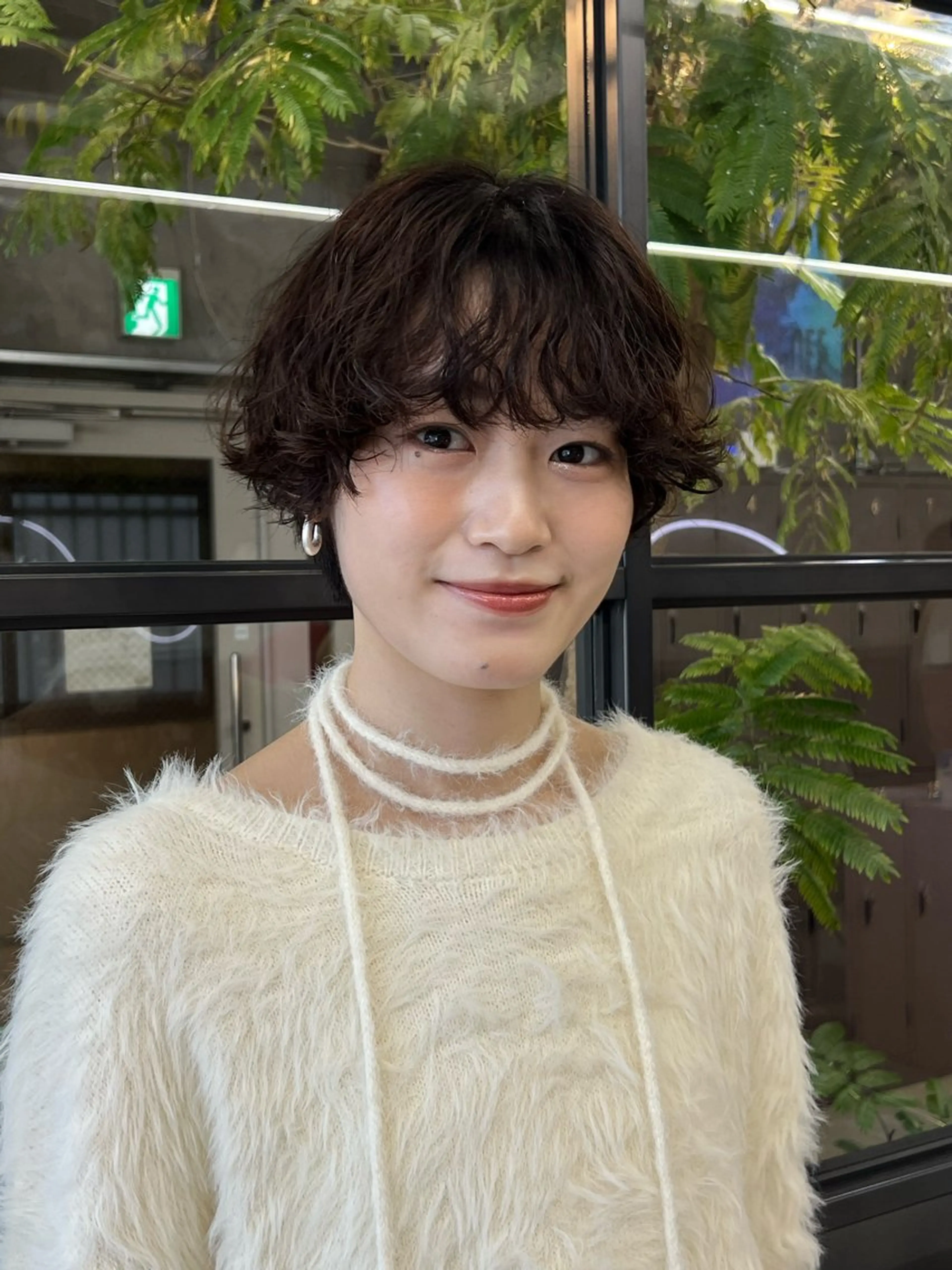 ショート パーマ azumi/ボブ/暖 色/オリーブ/縮毛のヘアスタイル