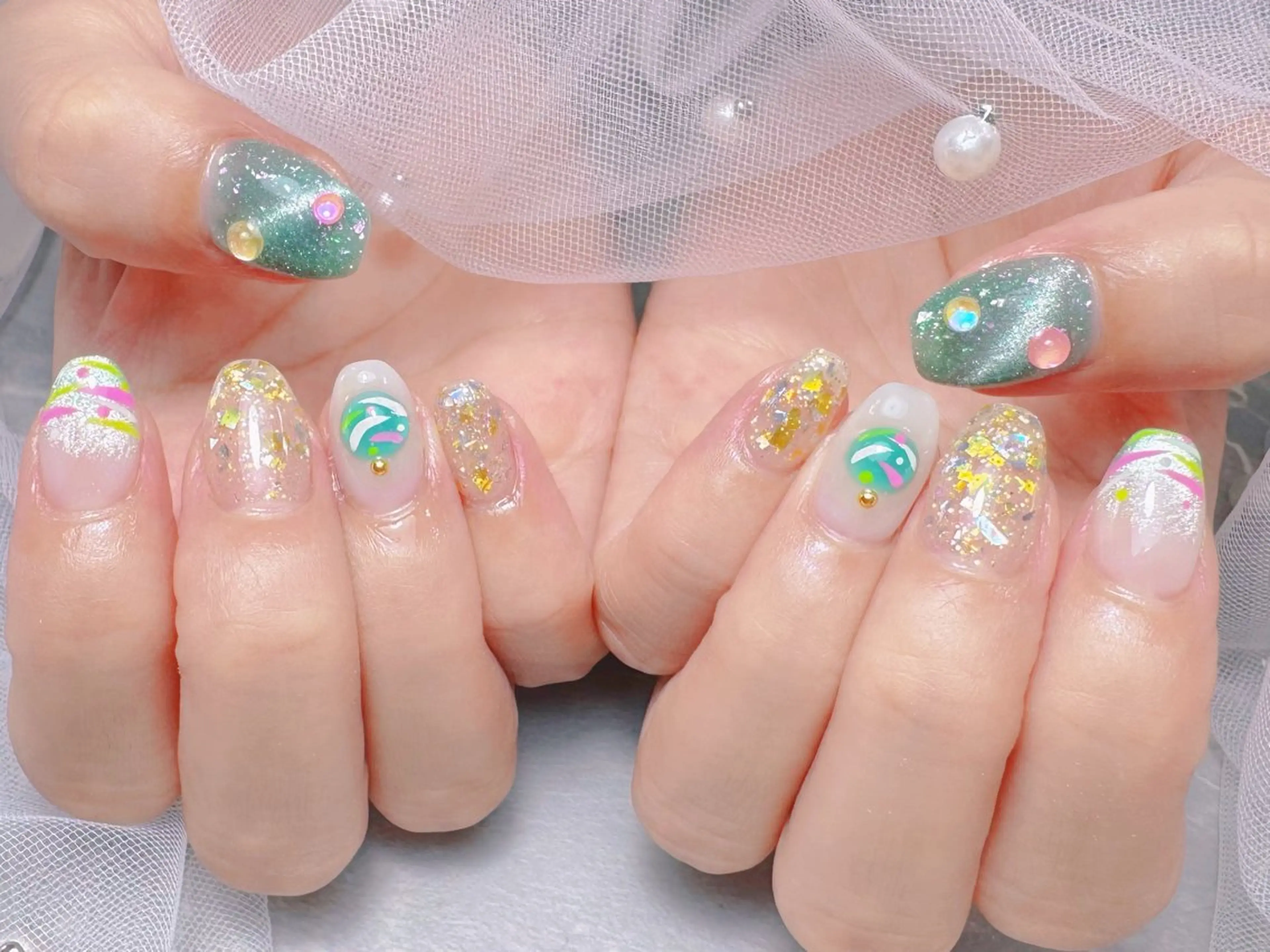 ネイル マジックミラー所属・マジック ミラーのネイルデザイン