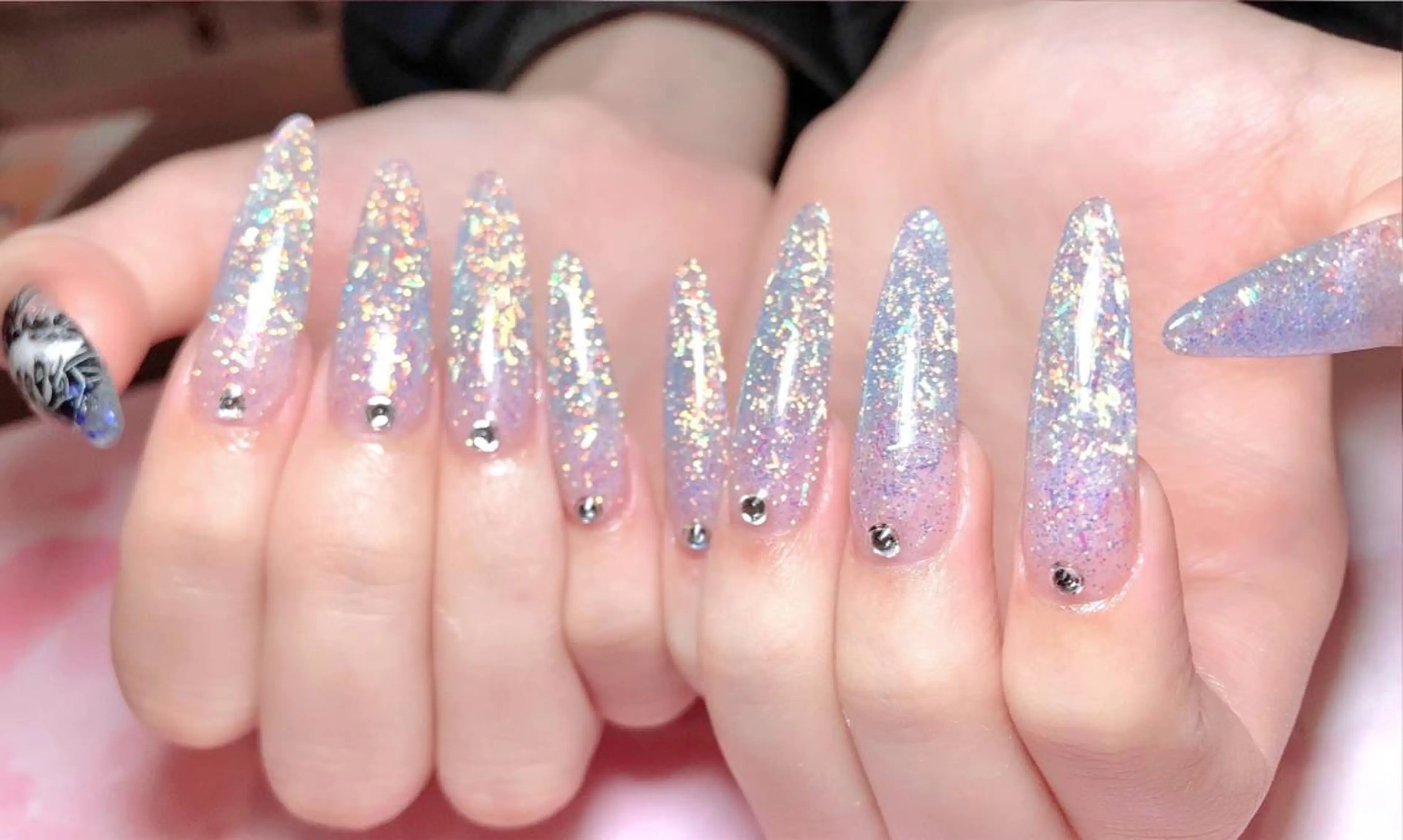 ネイル Spiky とうげ ふうかのネイルデザイン