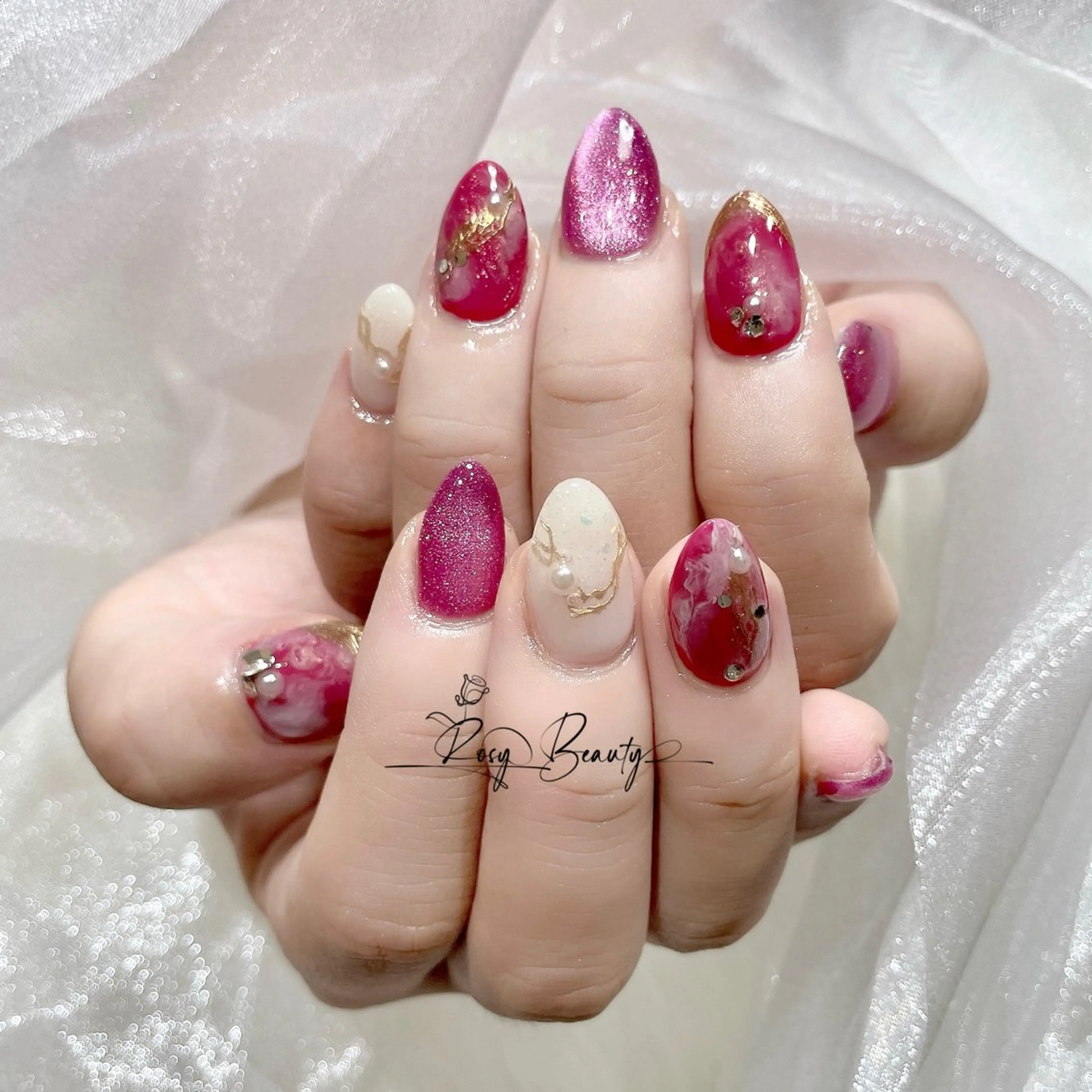 ネイル ハンドネイル RosyBeauty Salon所属・RosyBeauty Salonのネイルデザイン