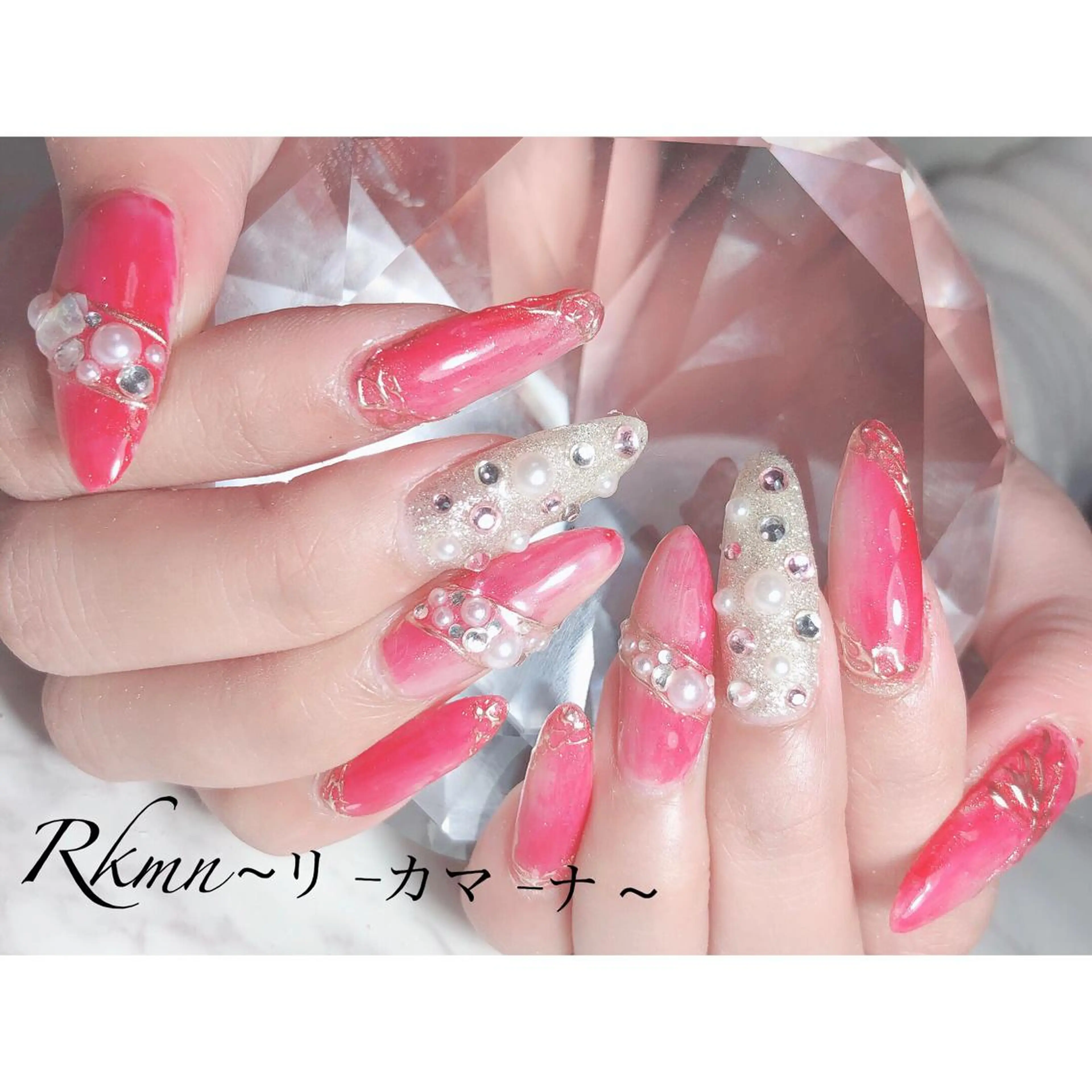 ネイル アートネイル フレンチネイル ジェルネイル グラデーション 赤色 Rkmn ~リ-カマ-ナ~のネイルデザイン