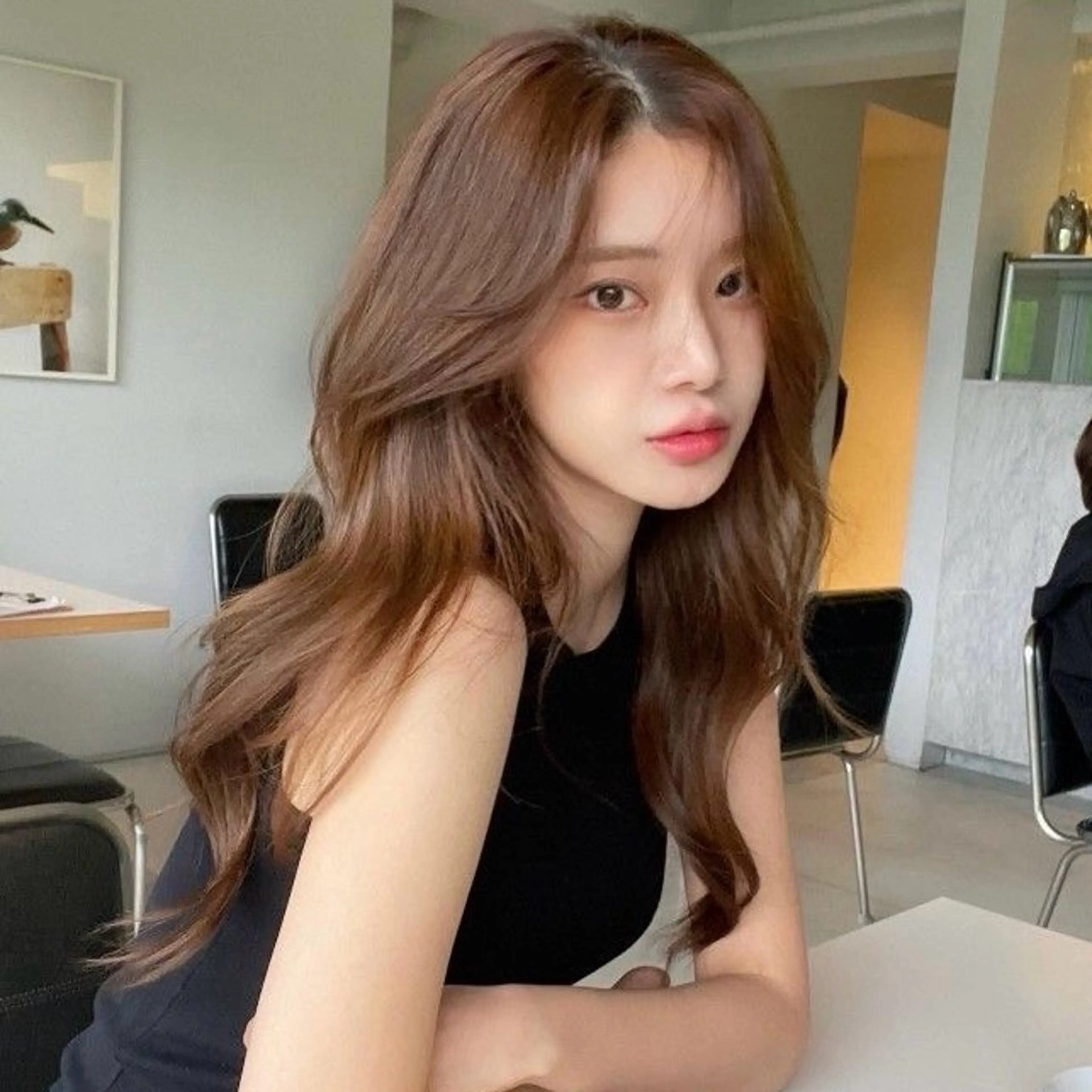 セミロング カラー カット ヘアカラー トリートメント 韓国風×透明感カラー 髪質改善オタベシンヤのヘアスタイル