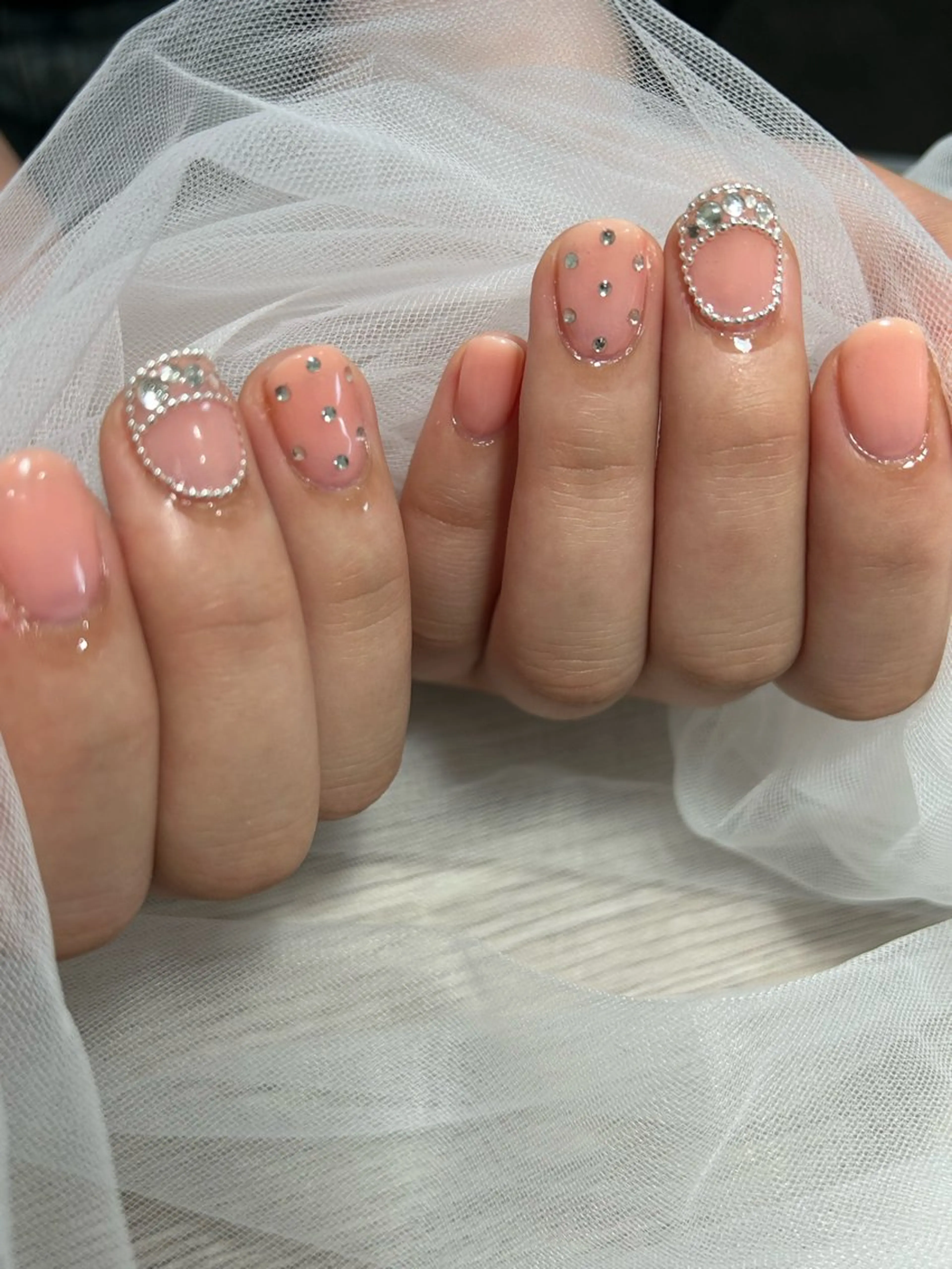ネイル ハンドネイル EmaNail 🧸Momokaのネイルデザイン