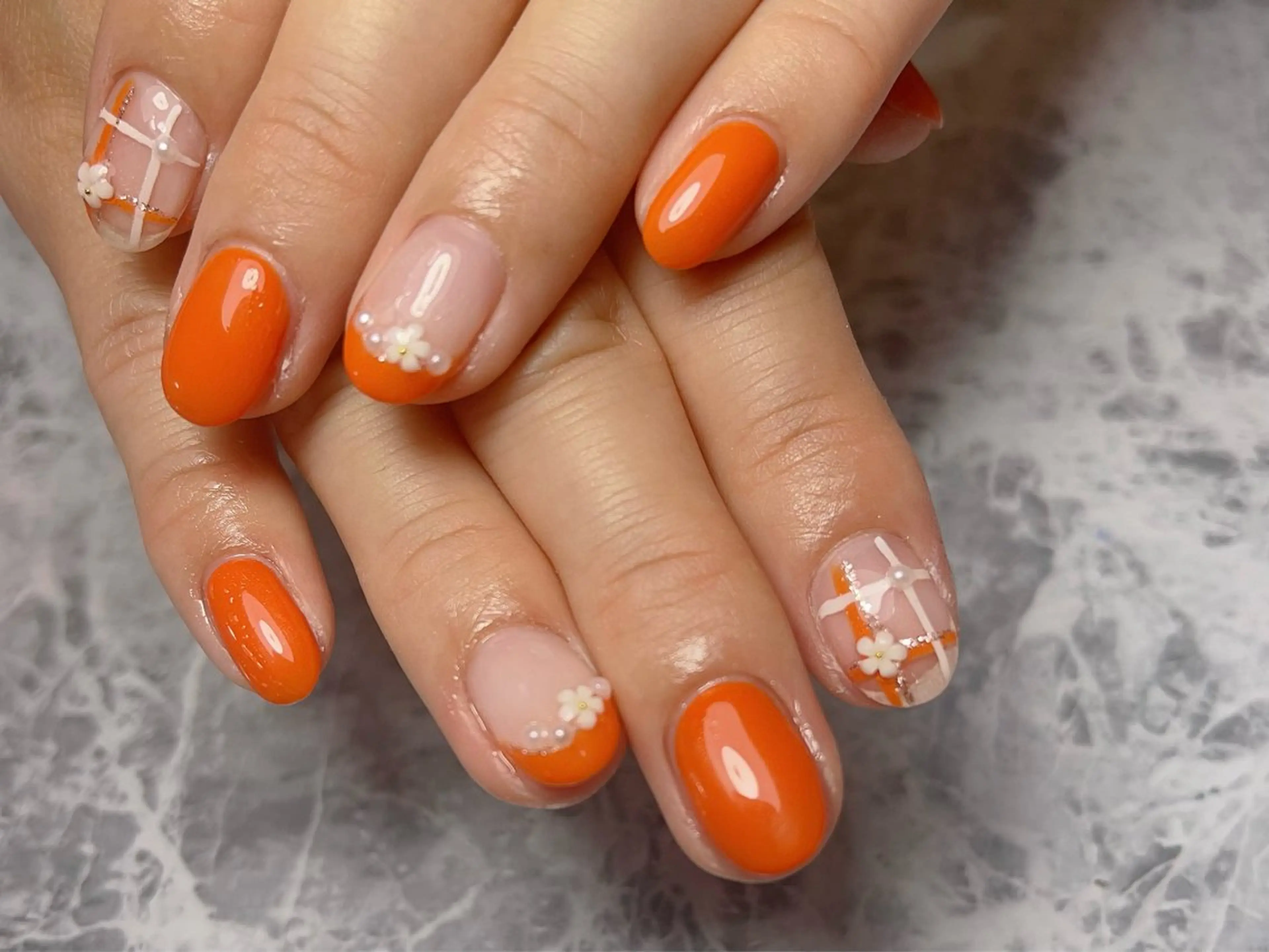 ネイル アートネイル フレンチネイル ジェルネイル グラデーション 韓国ネイル ハンドネイル ハンドケア さくら💮💮 【オフ無料】のネイルデザイン