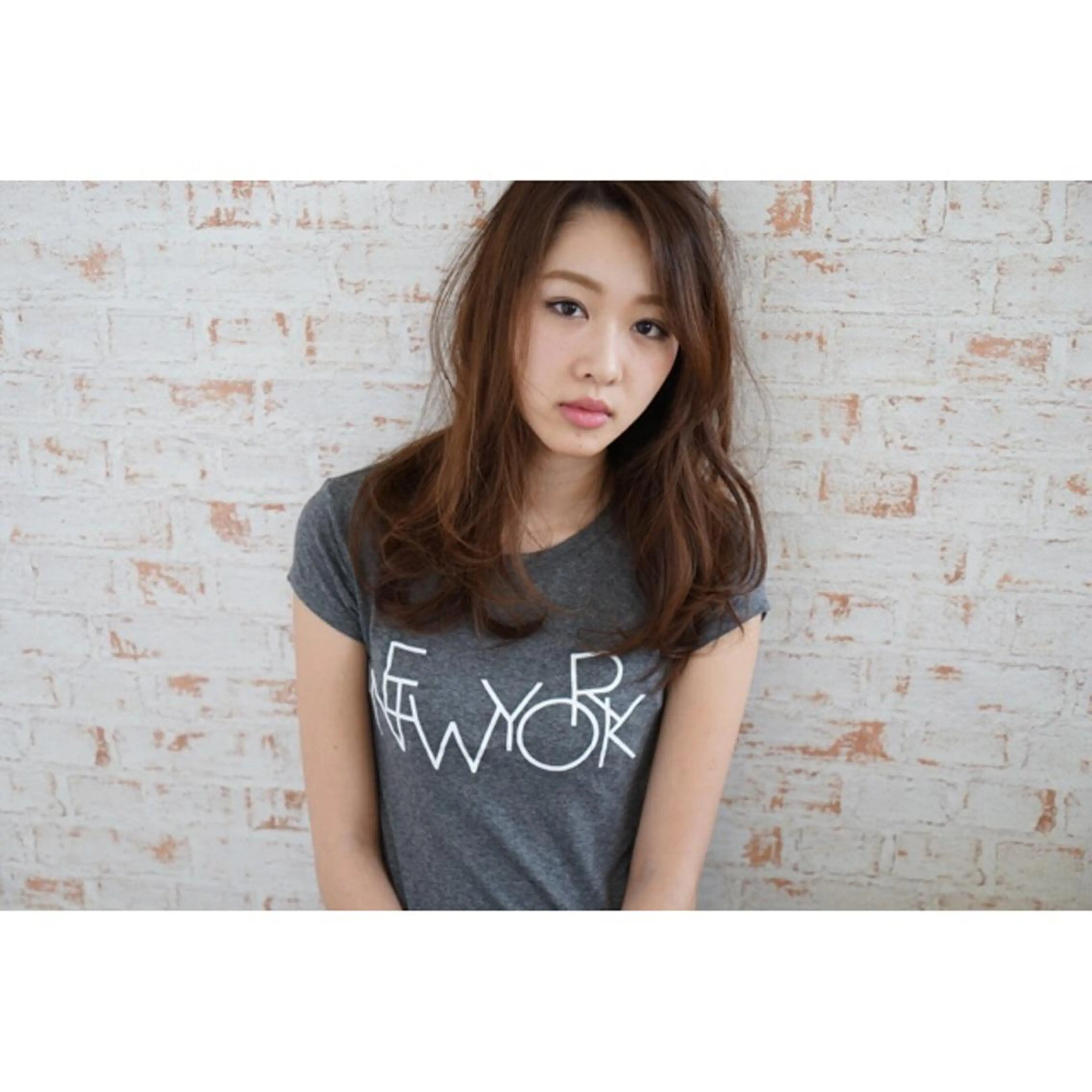 ミディアム ヘアールーム アートのヘアスタイル