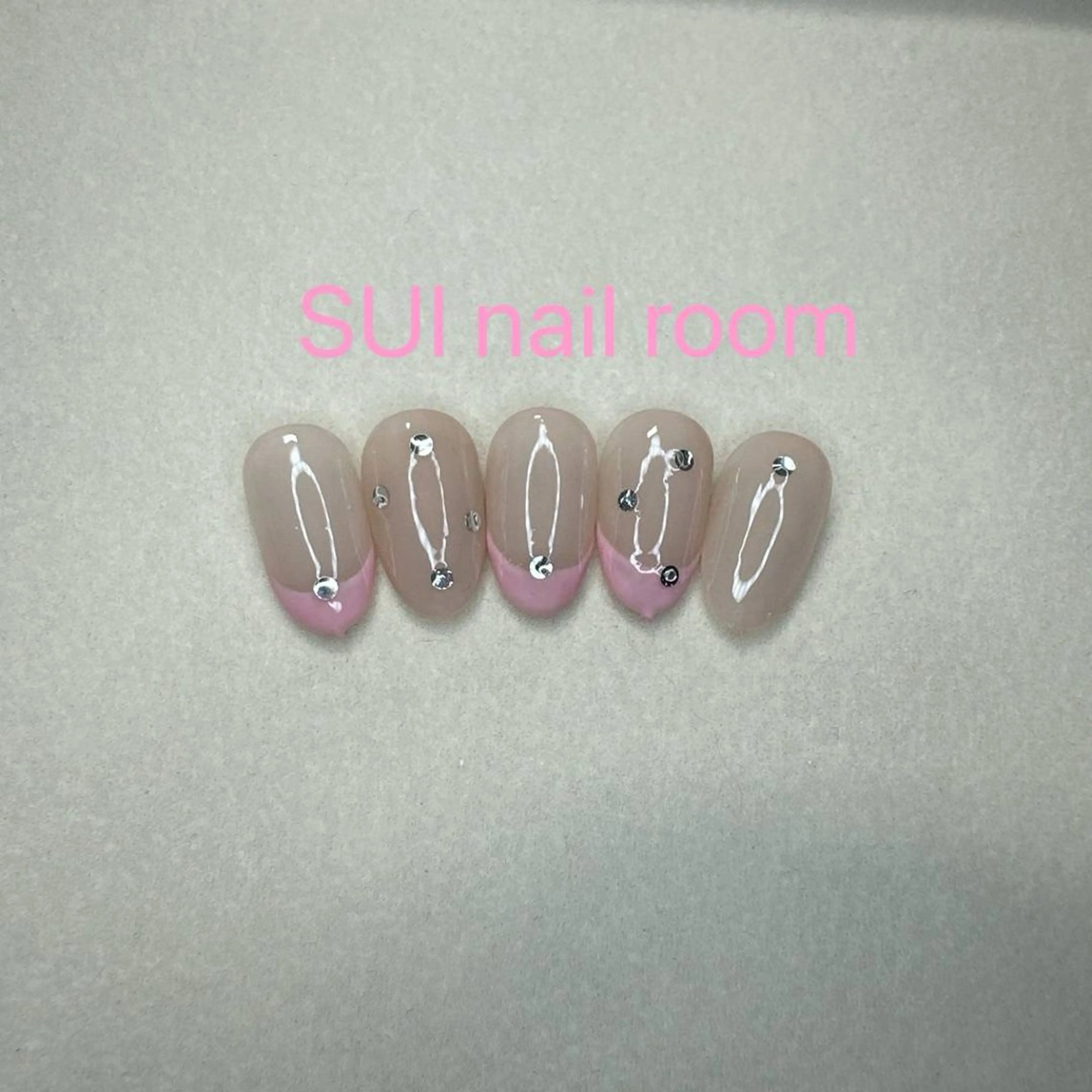 ネイル ハンドネイル SUI Nail Roomのネイルデザイン