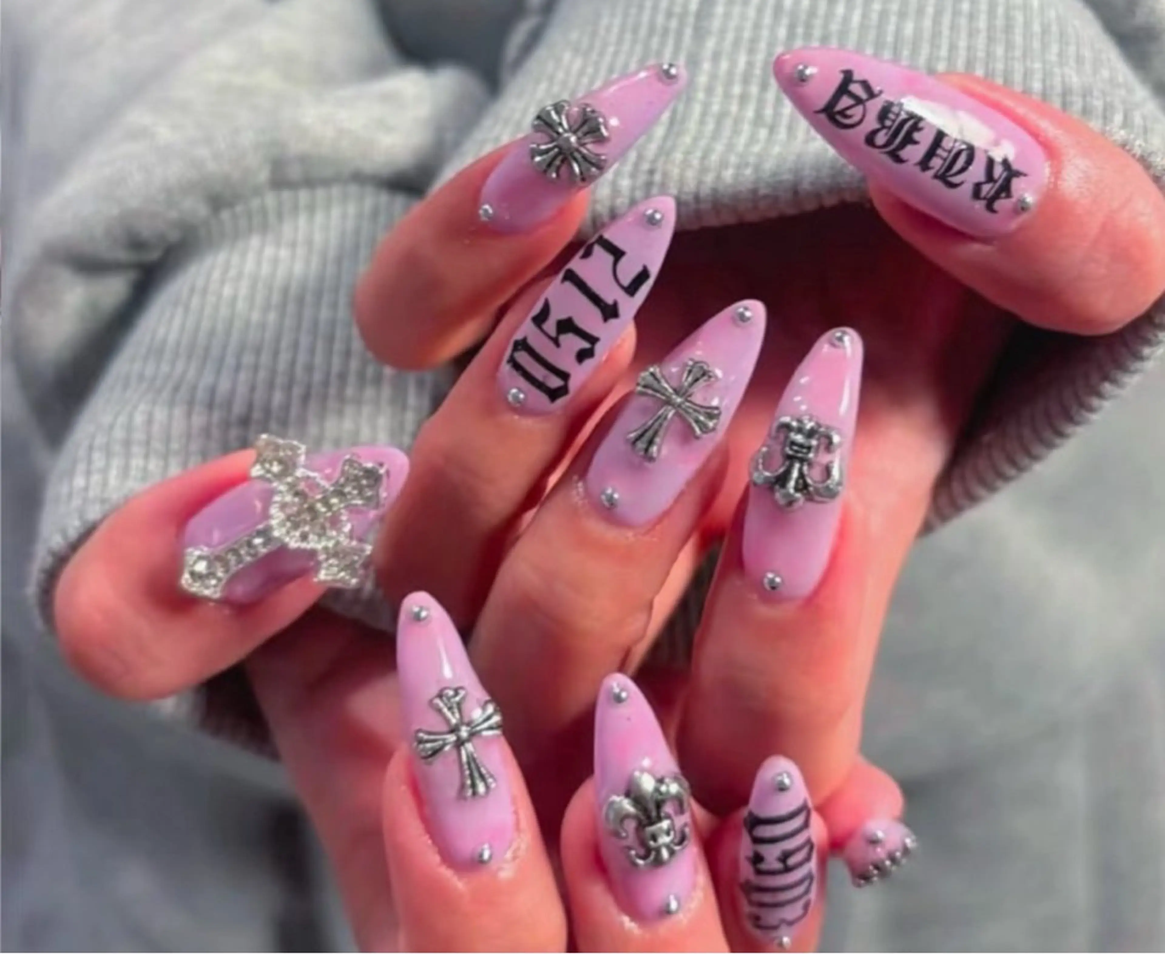 ネイル アートネイル オーロラネイル チークネイル フレンチネイル ガラスフレンチ ハンドネイル 🎀🎀YooLi Nail Salonのネイルデザイン