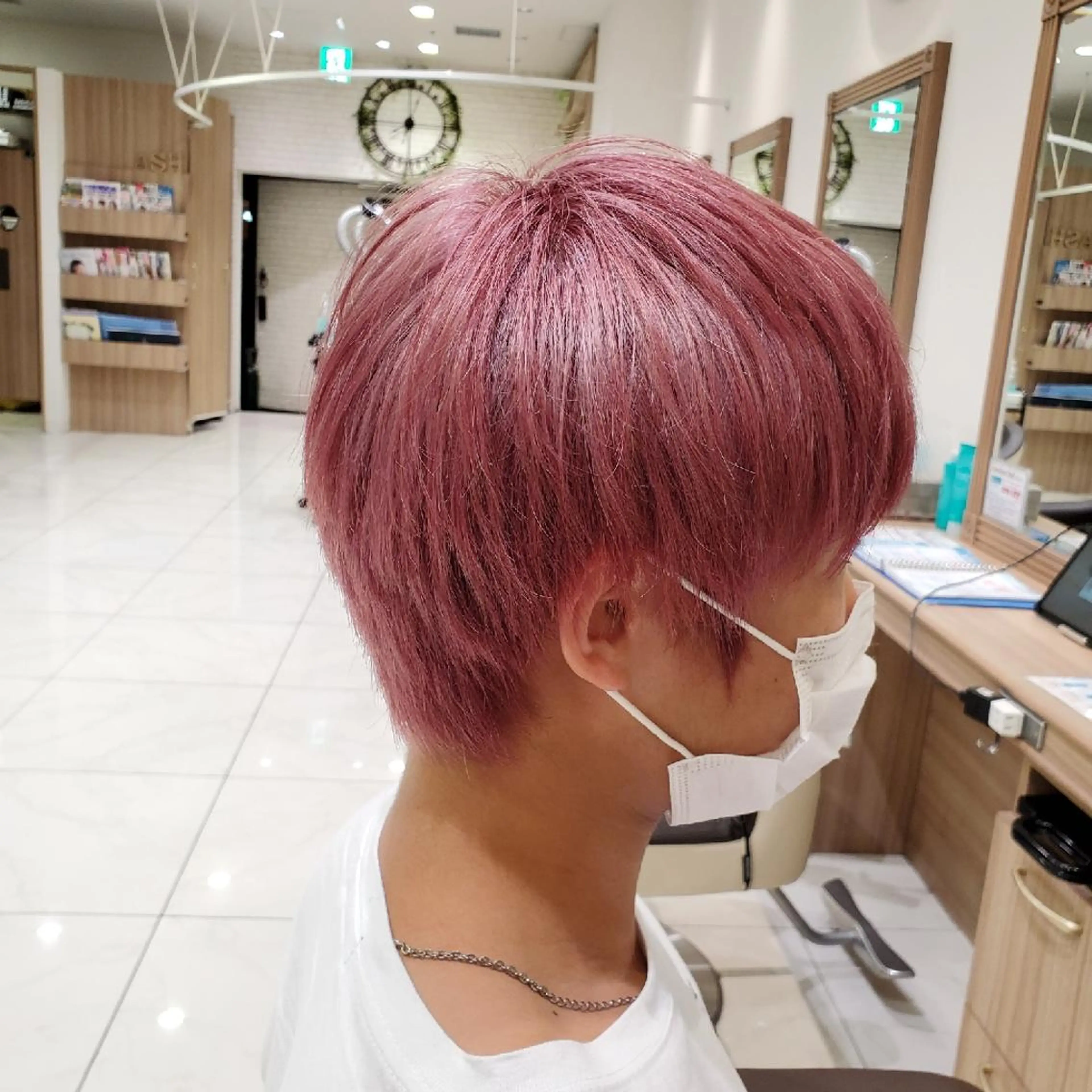 ショート カラー アッシュ ブリーチ イルミナカラー ピンクカラー ピンクアッシュ カラー特化🔥中村 和貴＜Ash津田沼＞のヘアスタイル