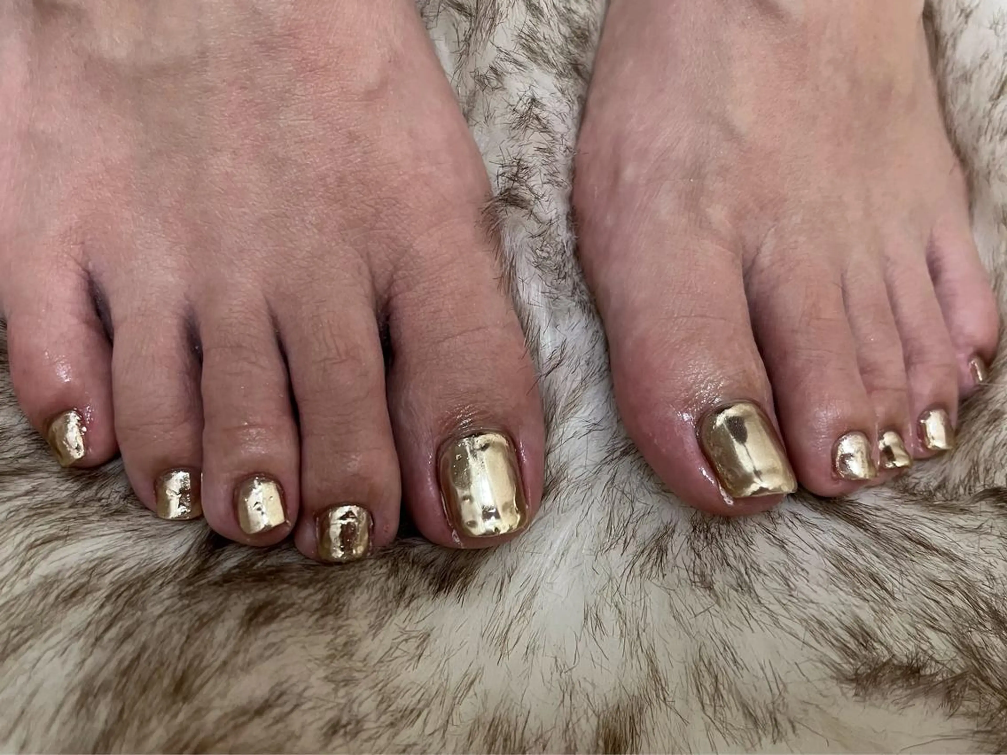 ネイル オーロラネイル フラワーネイル フットネイル フレンチネイル ジェルネイル mogunail &blowのネイルデザイン