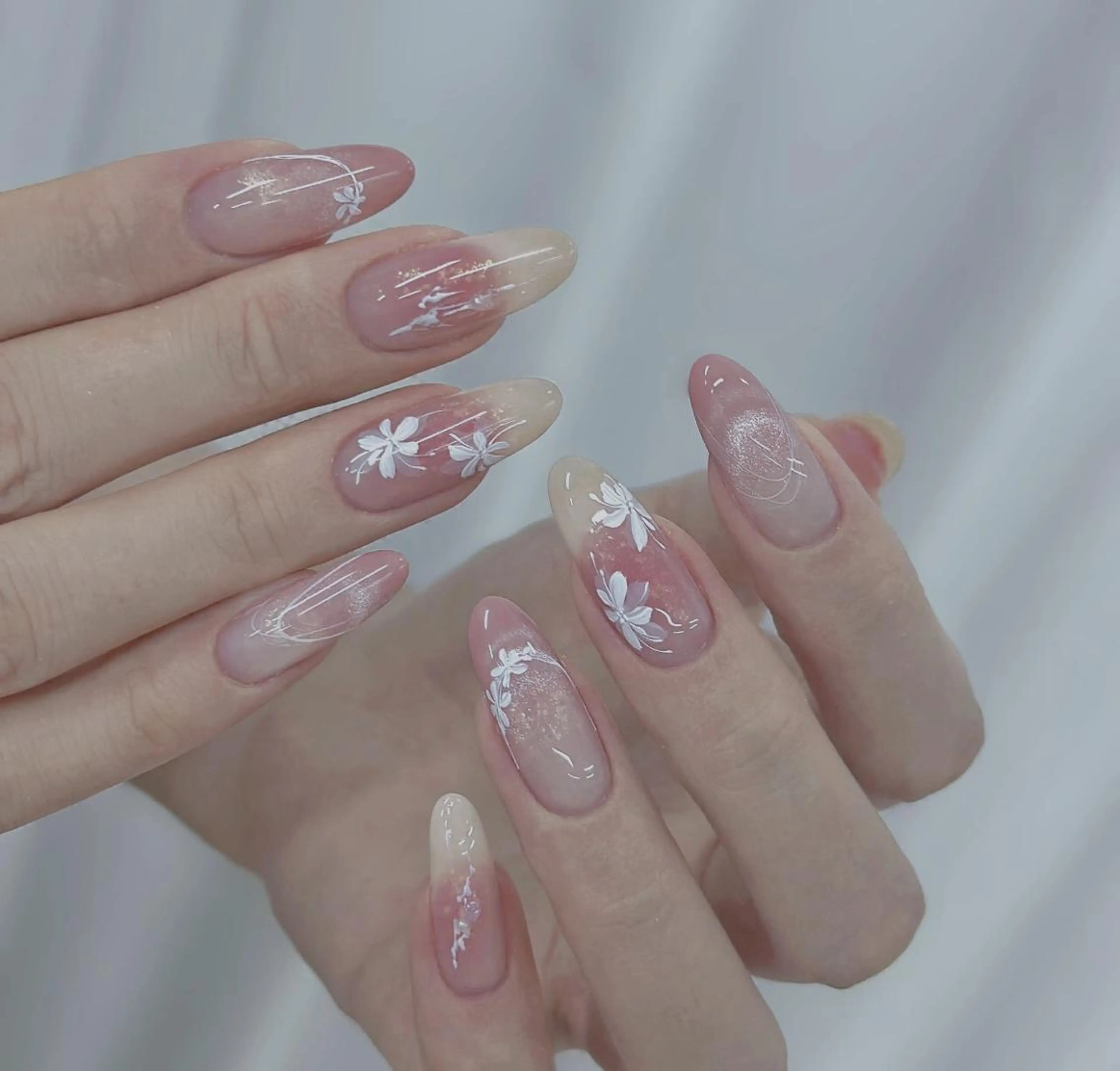 ネイル ハンドネイル 🎀 Ayaka_nailのネイルデザイン